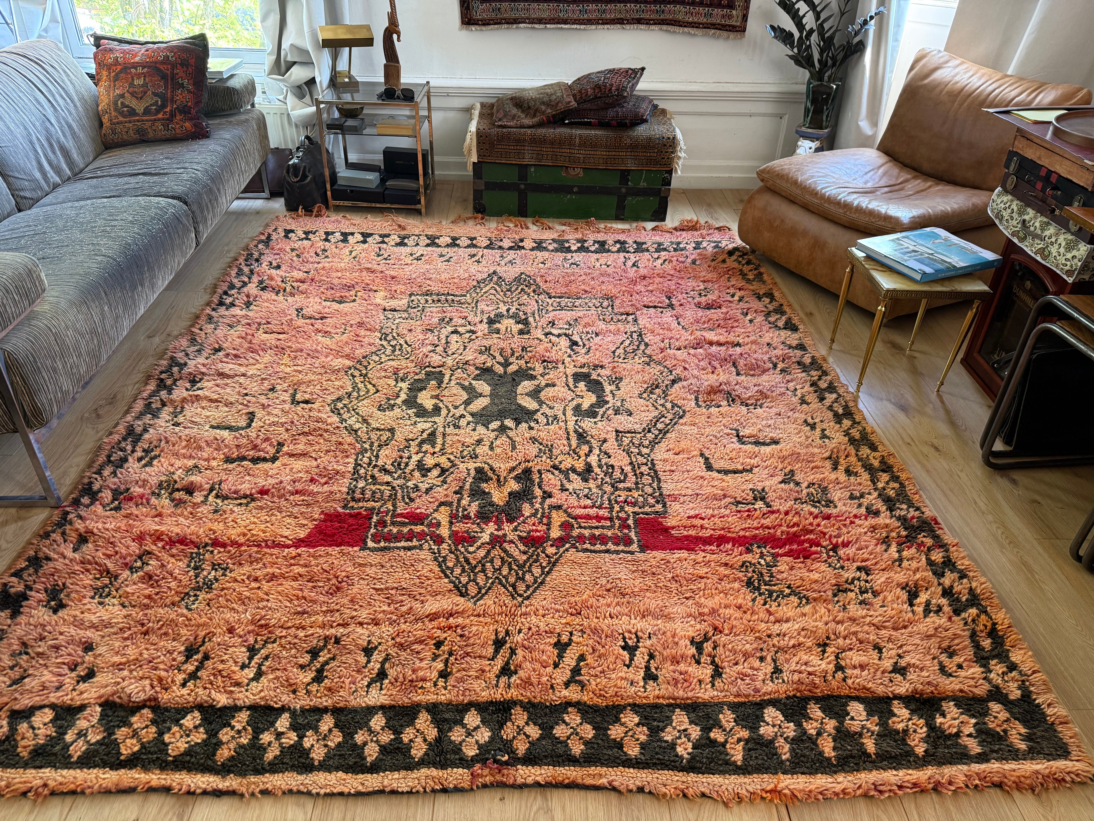 Vintage Moroccan Berber Rug in Salmon Pink Wool – 275 × 210 cm