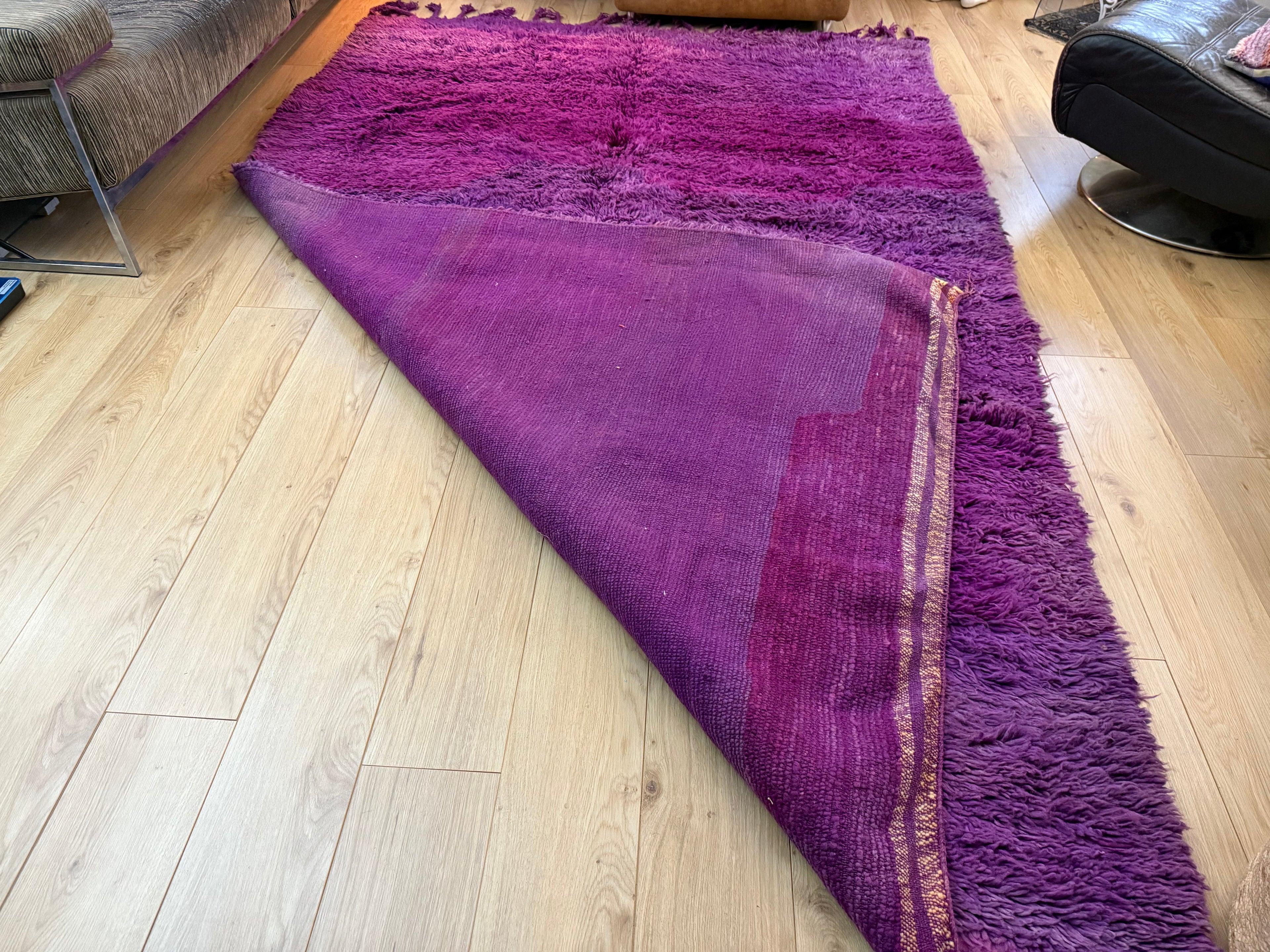 Groot paars vintage hoogpolig Berber tapijt – 320 × 197 cm