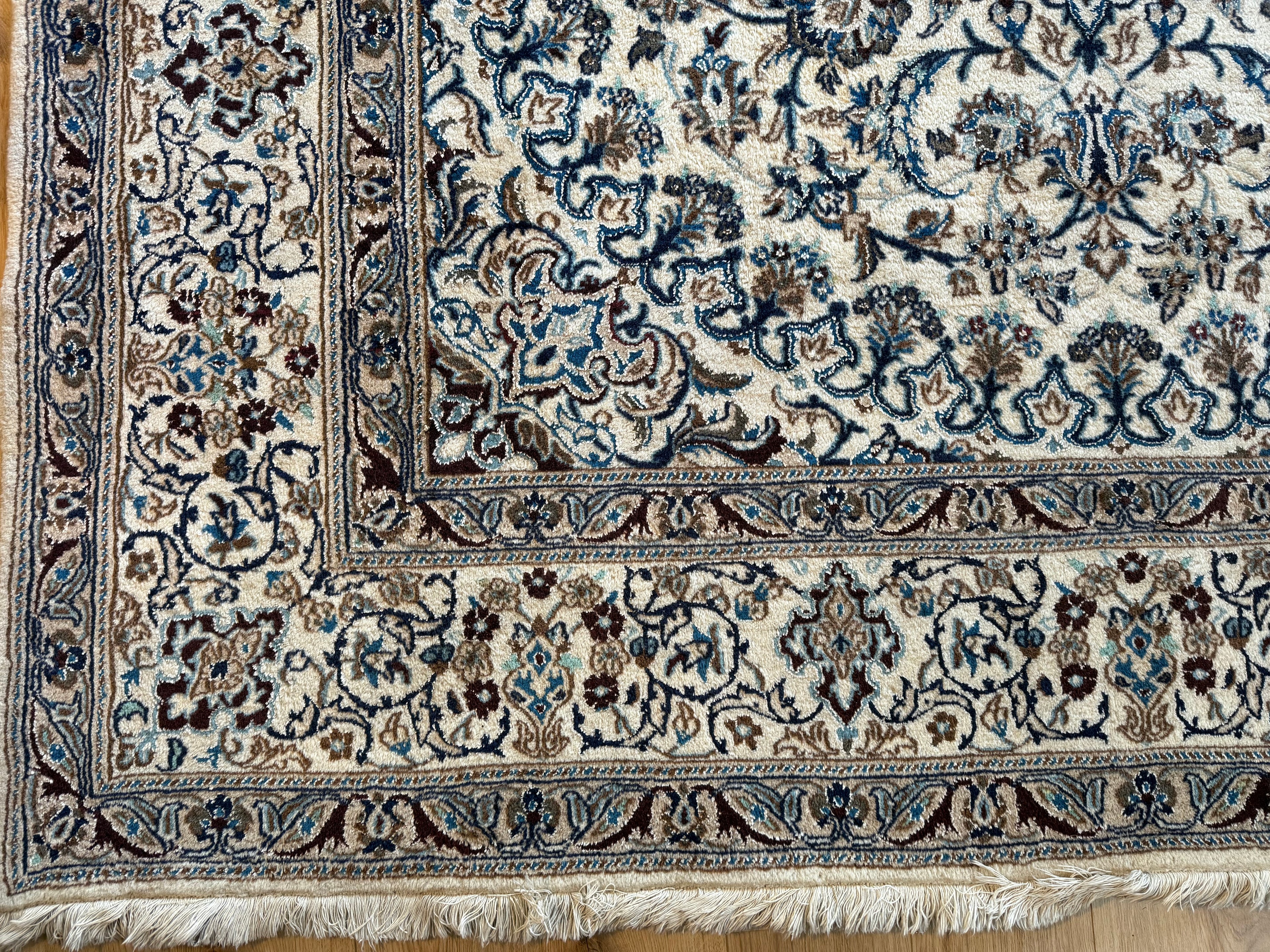 Hand-knotted vintage oriental Nain rug – approx. 245 × 345 cm