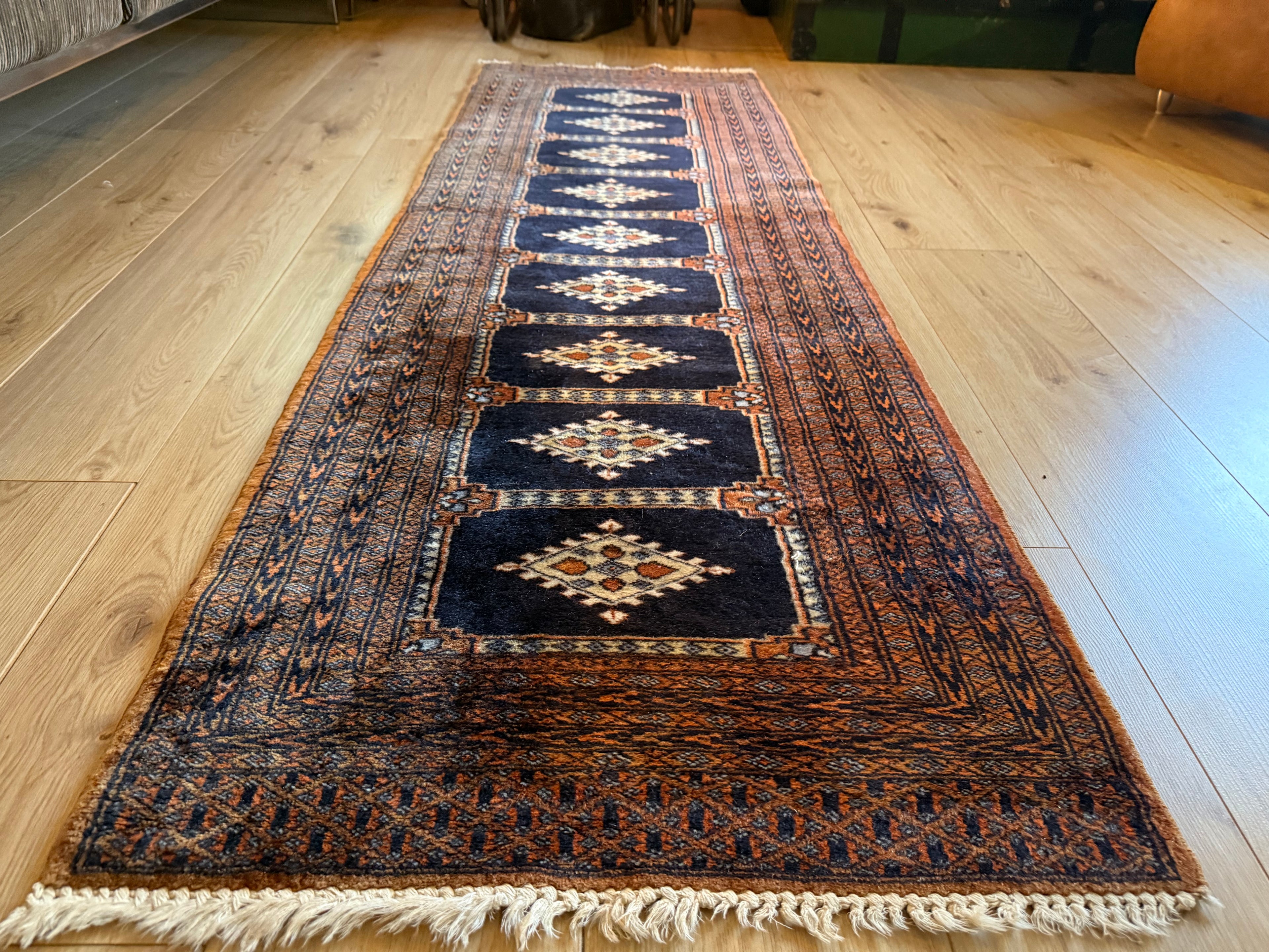 Handgeknoopte vintage loper – Baluchi stijl – ca. 280 × 75 cm