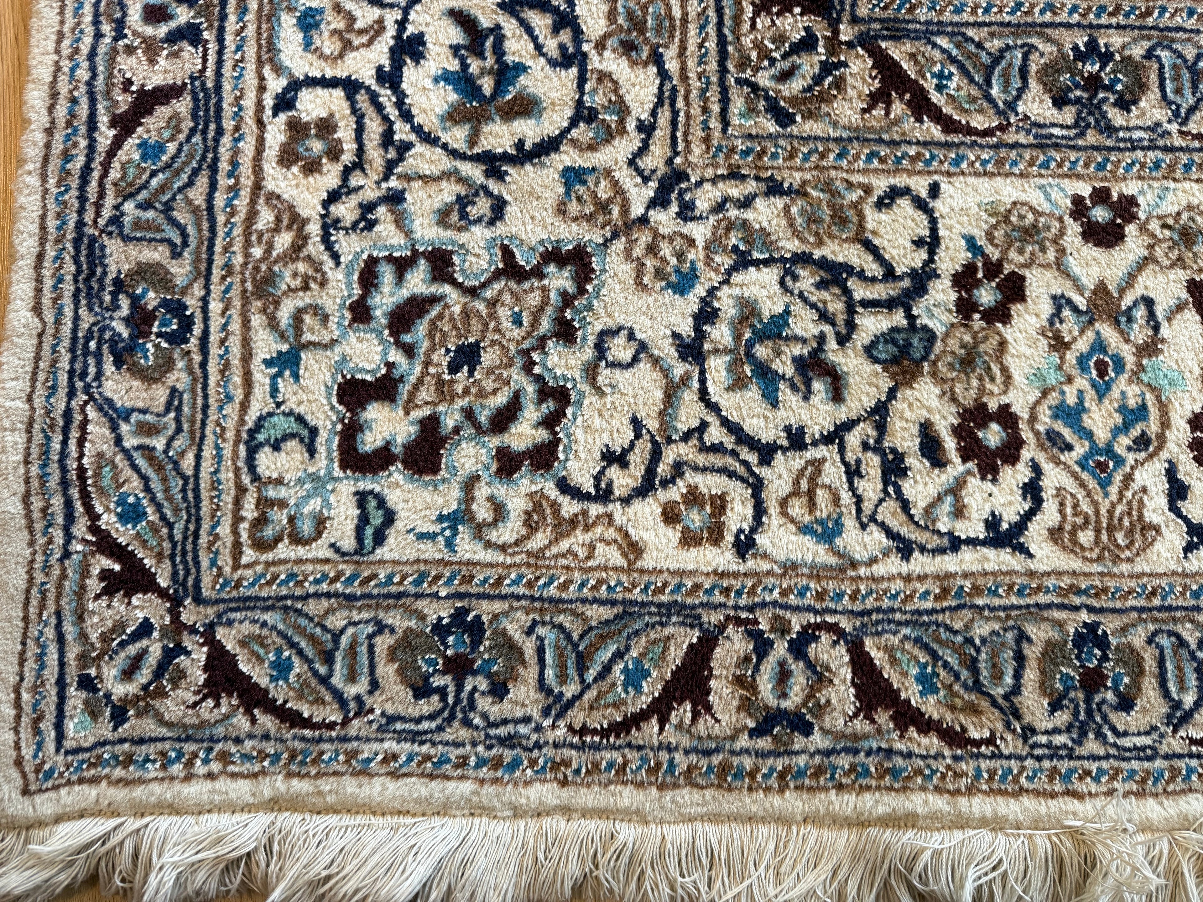 Hand-knotted vintage oriental Nain rug – approx. 245 × 345 cm