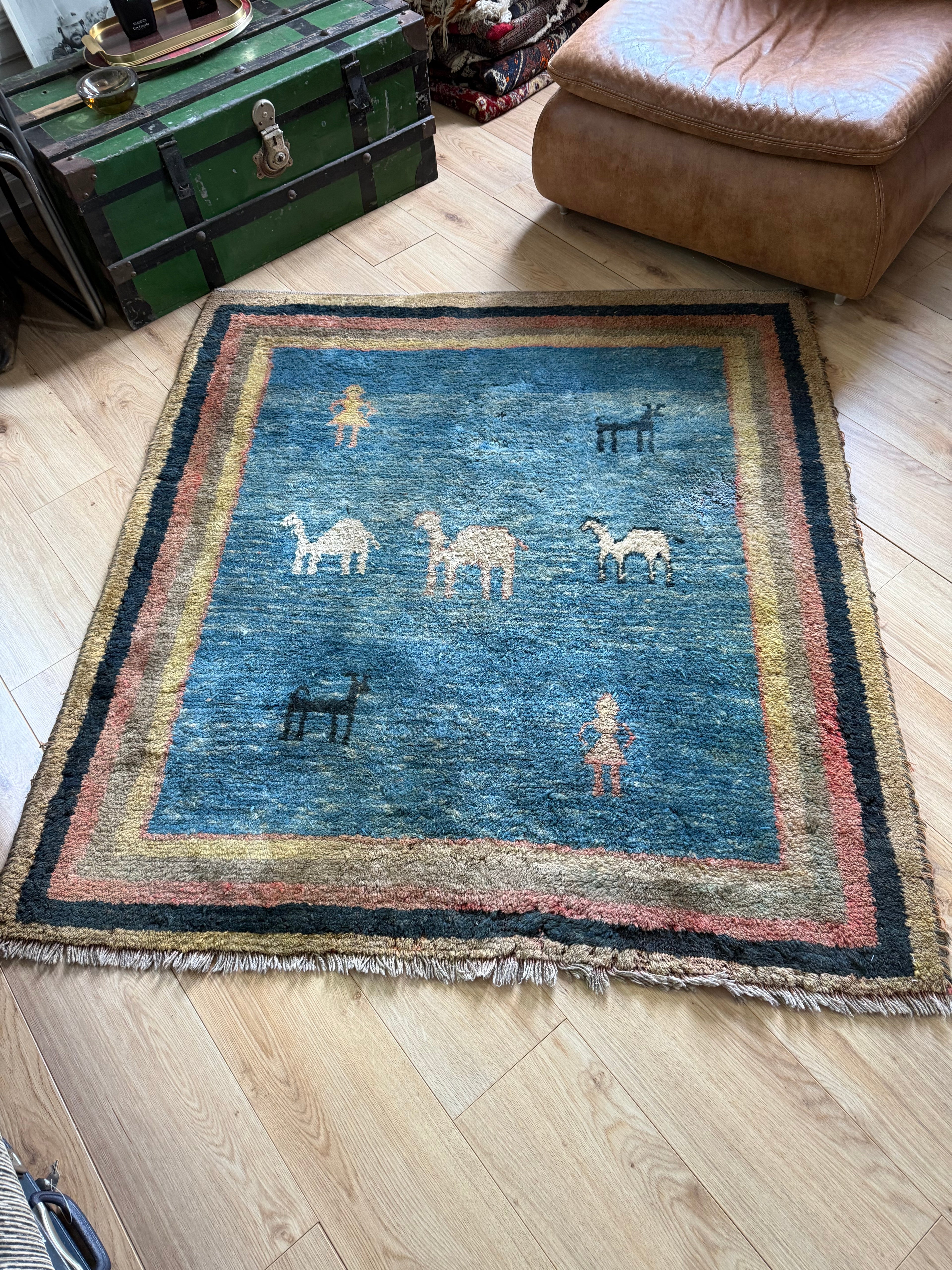 Antiek handgeknoopt Gabbeh vloerkleed – ca. 1890–1920 – 140 × 152 cm