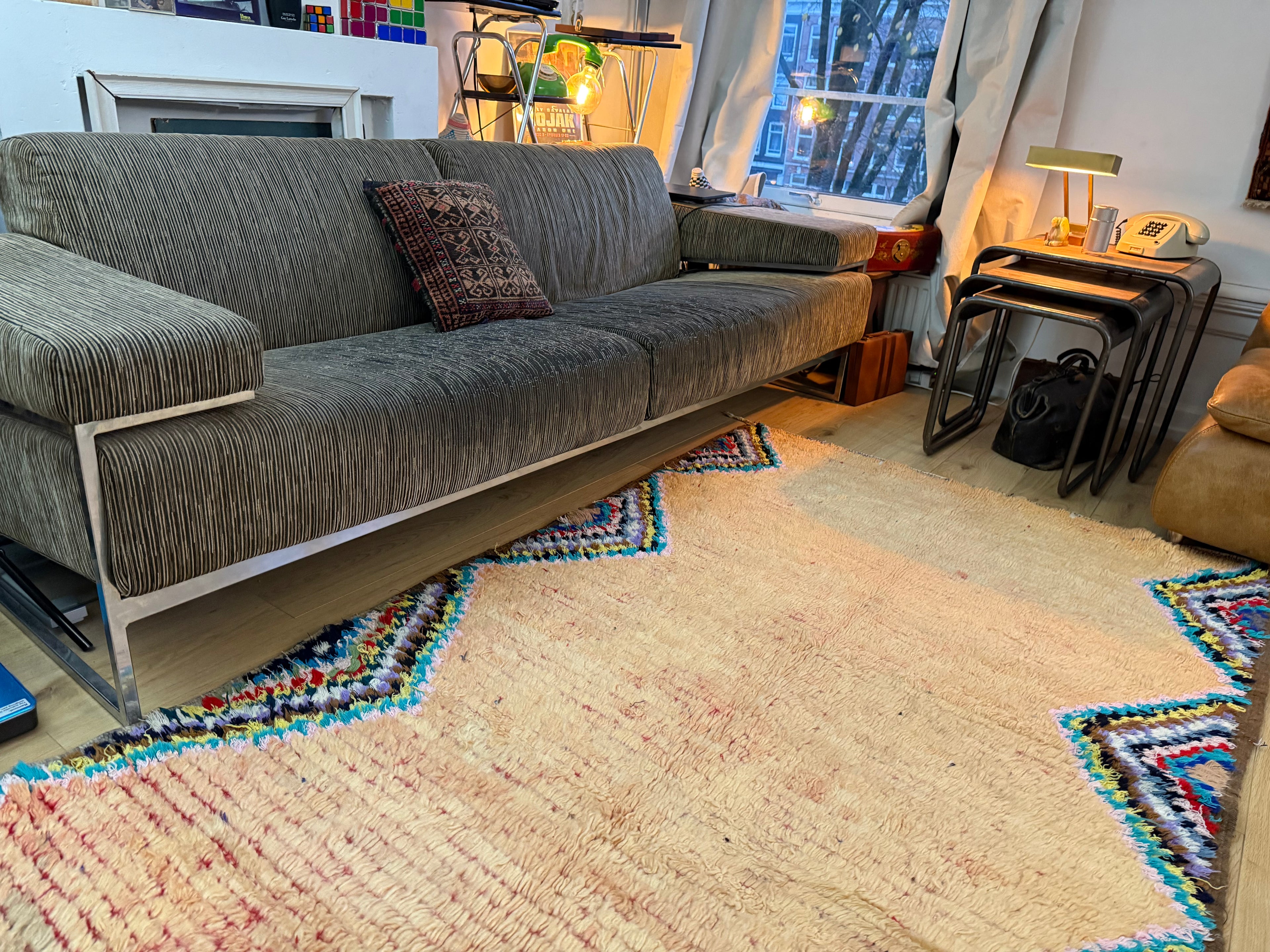 Vintage handgeknoopt Marokkaans tapijt – 370 × 204 cm