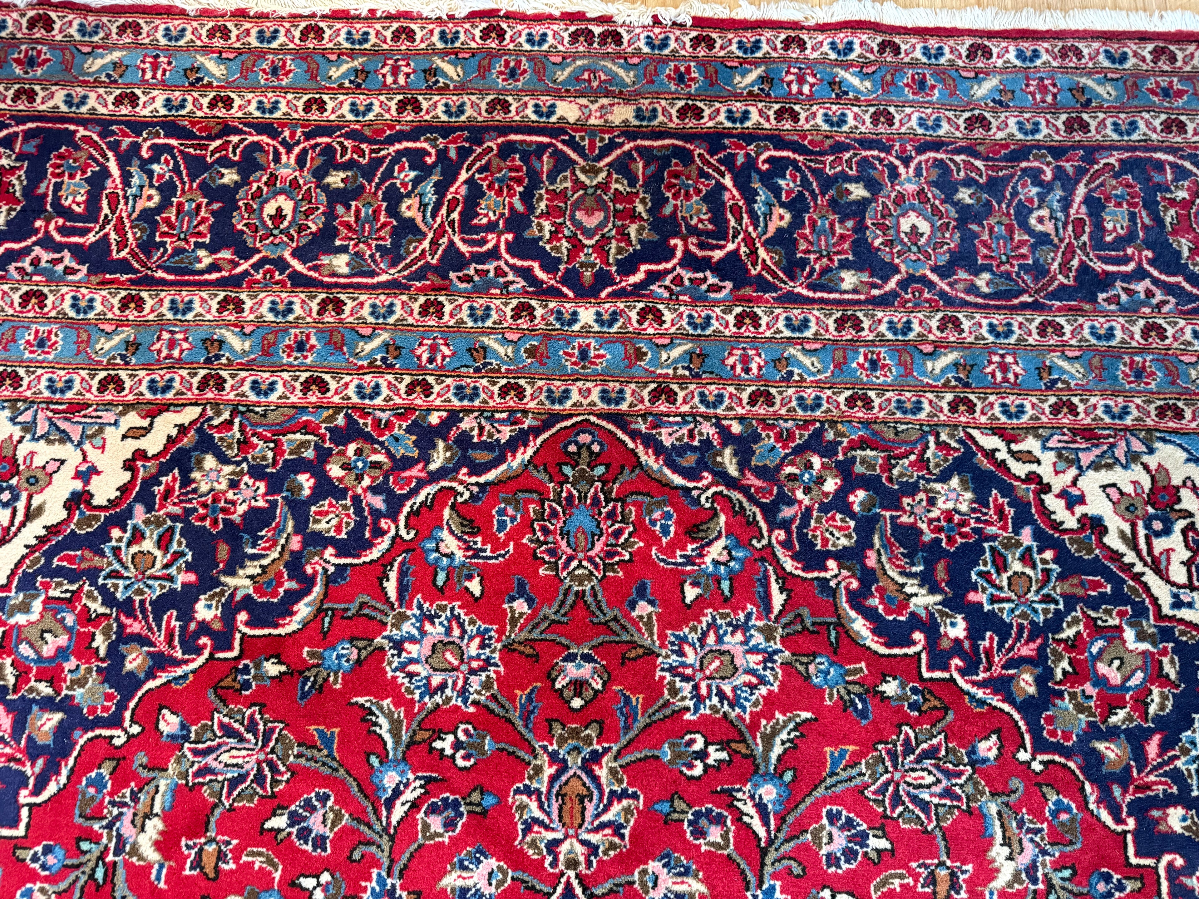 Groot handgeknoopt vintage tapijt – 352 × 247 cm