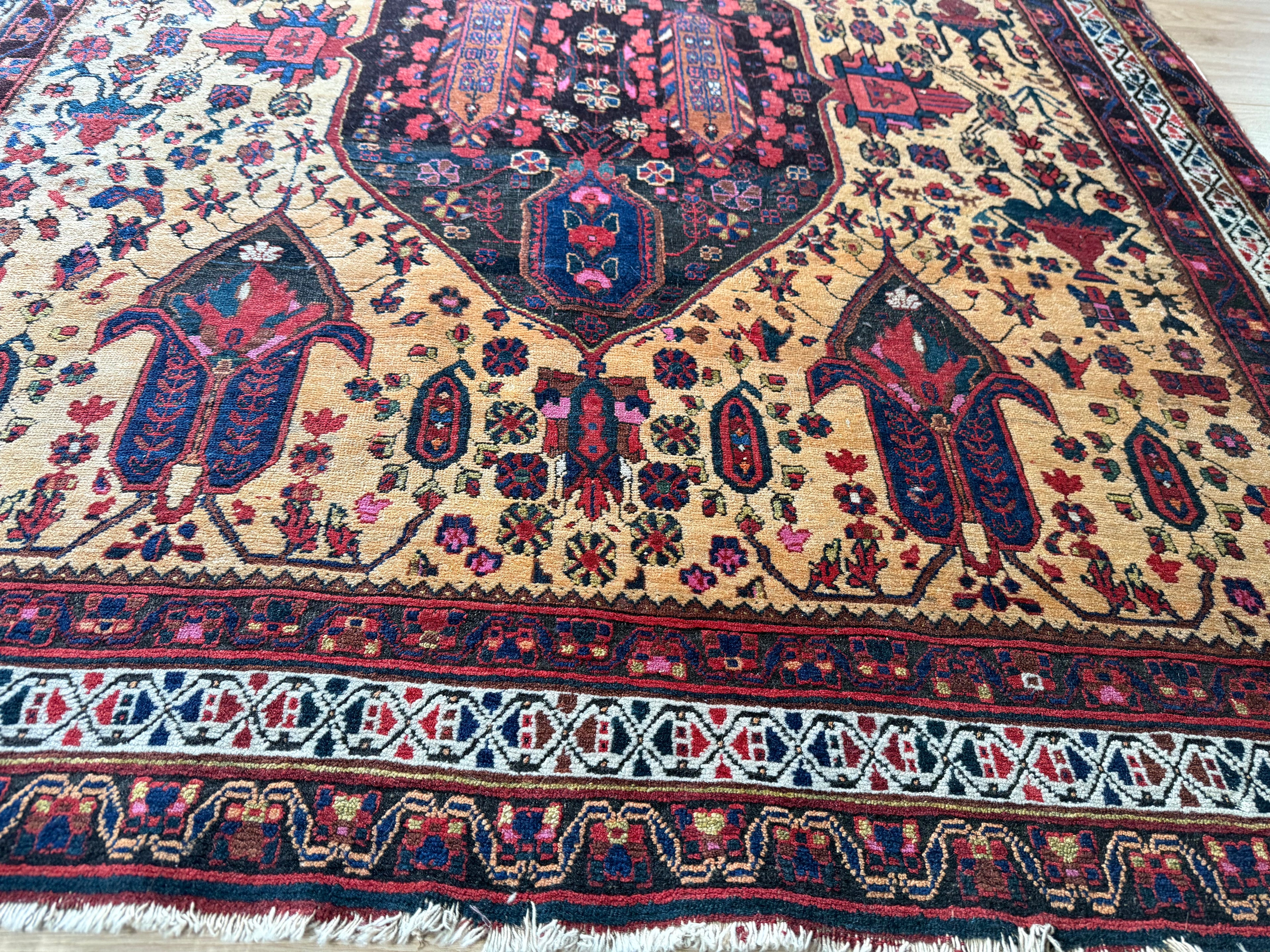 Handgeknoopt vintage tapijt Oosters Malayer stijl – ca. 137 × 163 cm