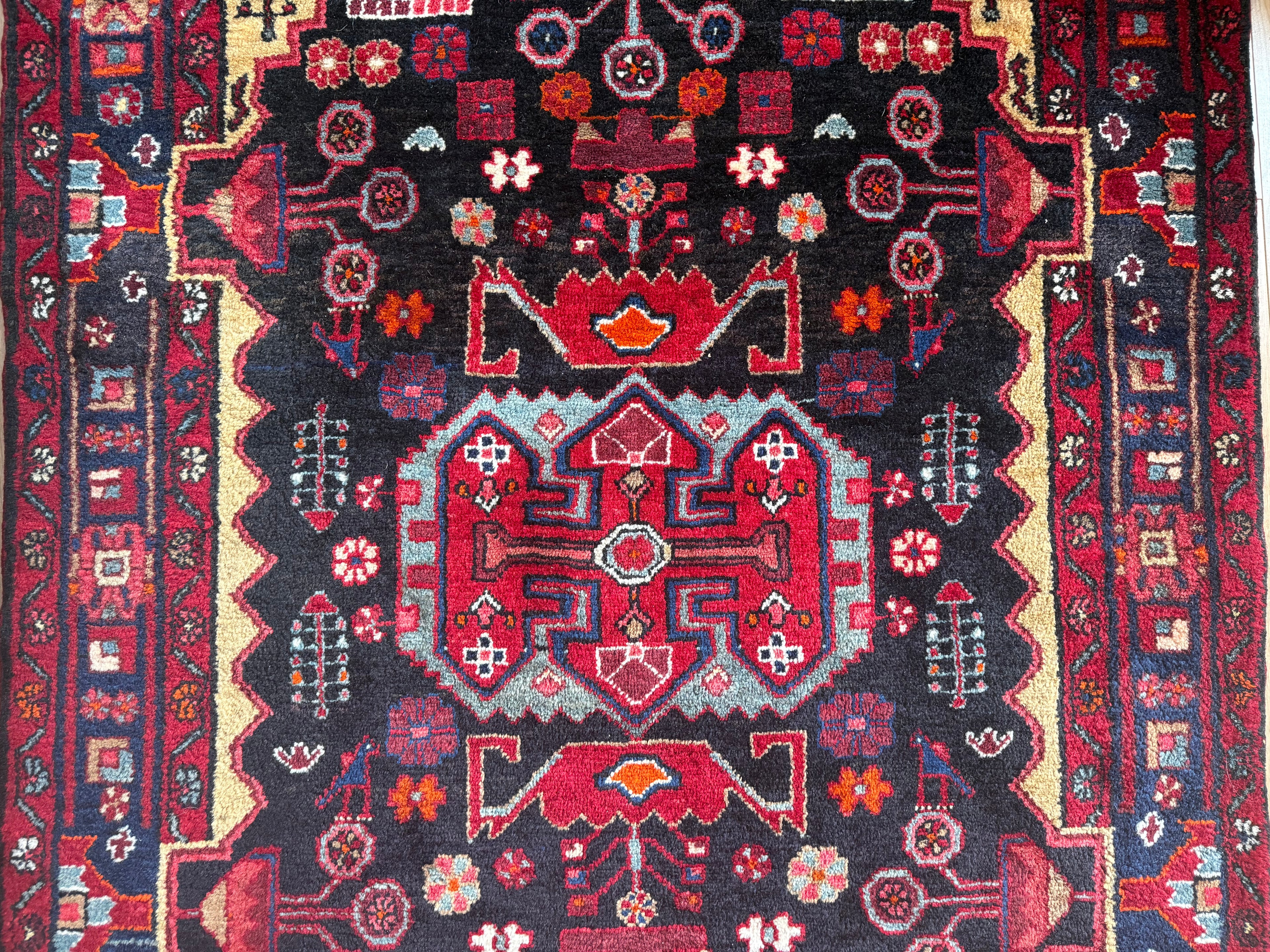 Handgeknoopt vintage tapijt – ca. 209 × 133 cm