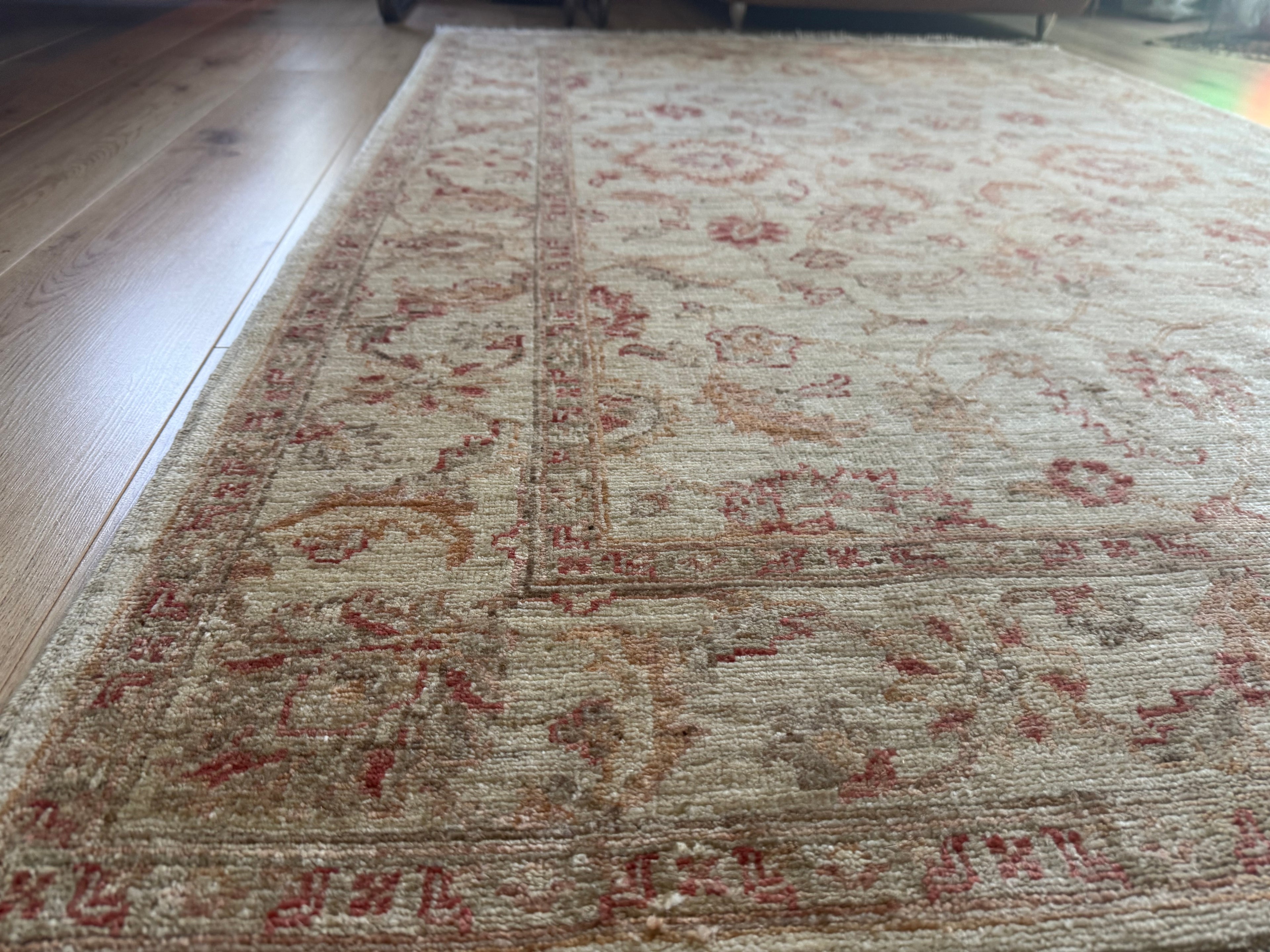 Handgeknoopt vintage tapijt – zand & oudroze | Ziegler-stijl, 188 × 127 cm