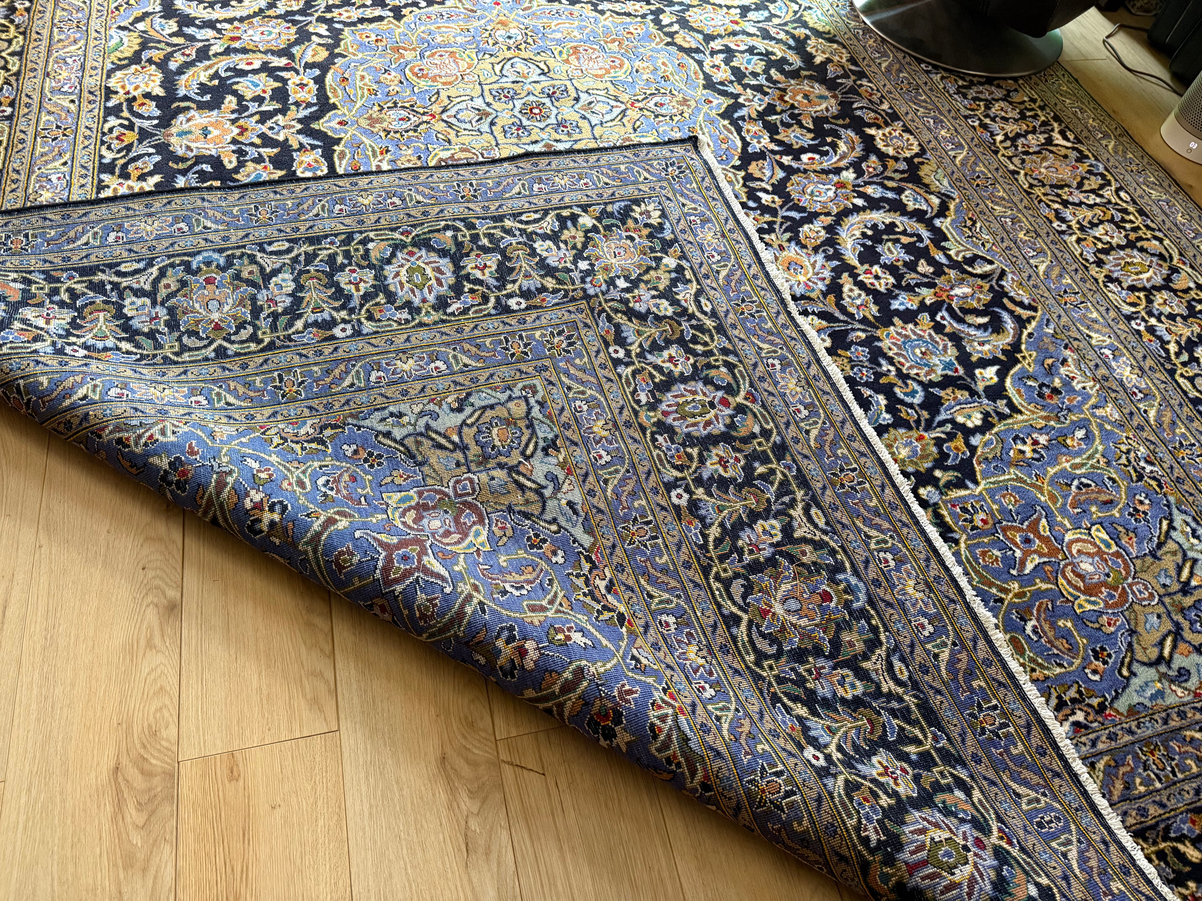 XL vintage medaillon tapijt in nachtblauw & lichtblauw – ca. 408×295 cm