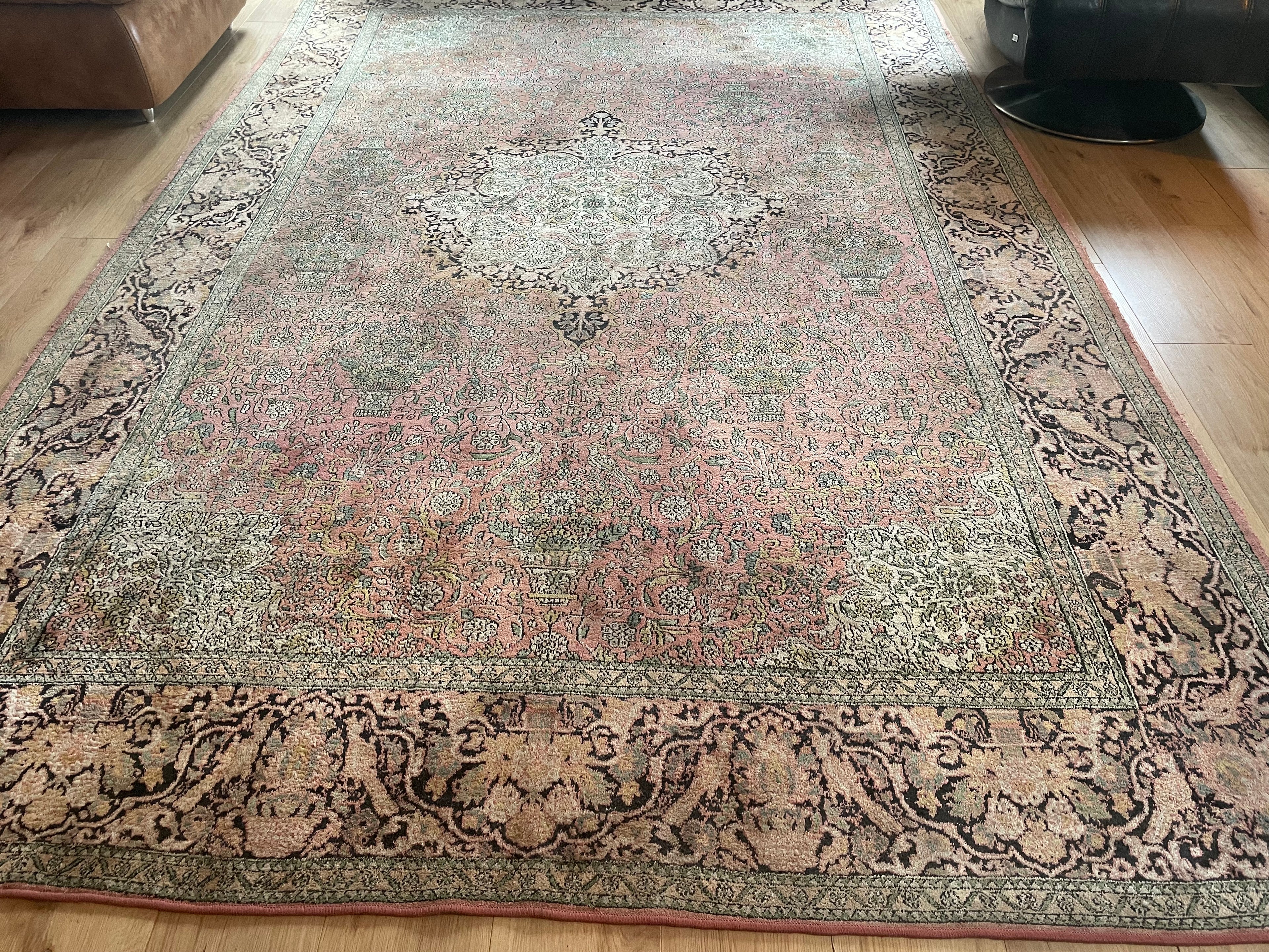Hand-knotted vintage Kashmir carpet – approx. 325 × 216 cm