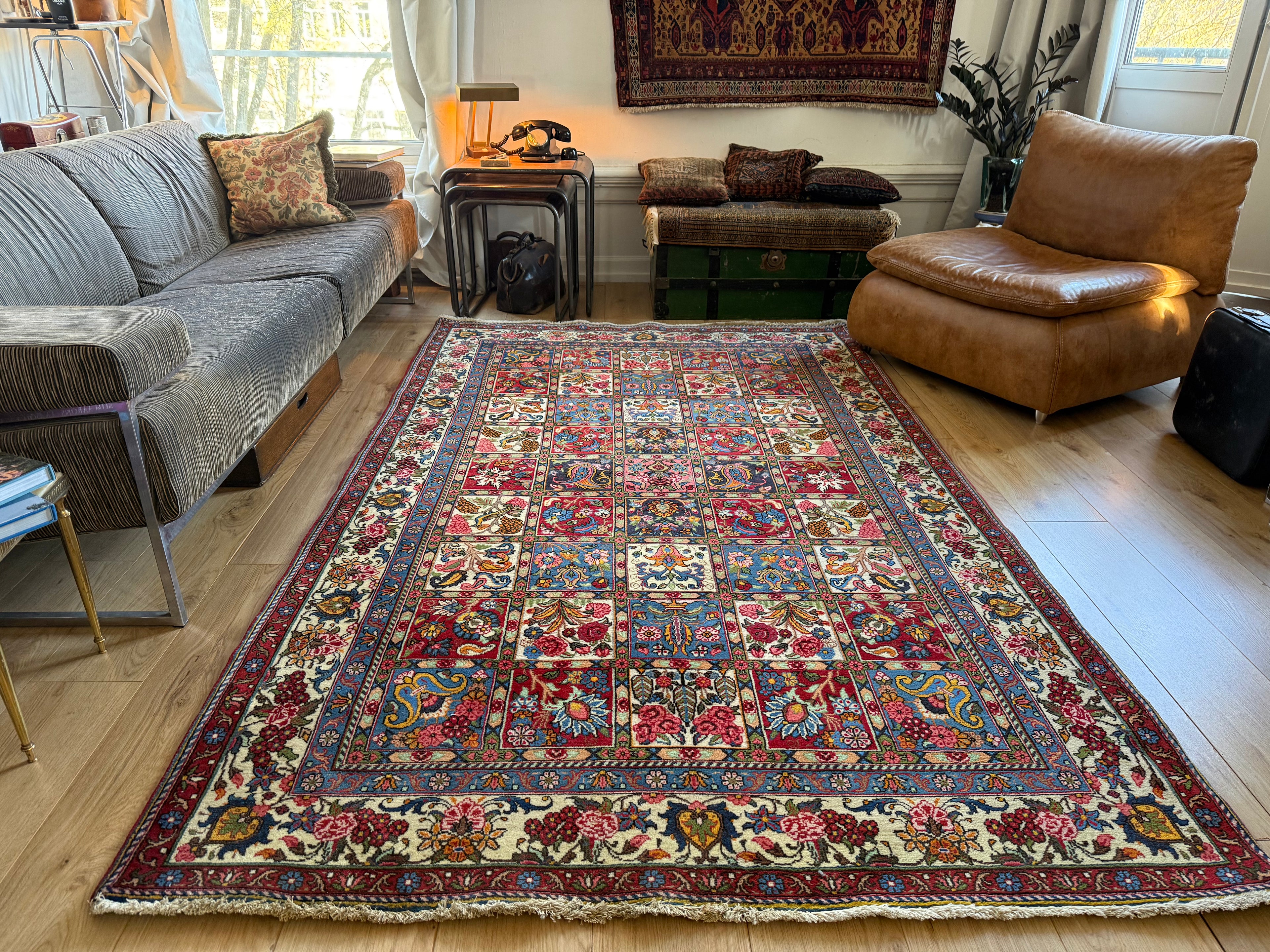 Hand-knotted Garden Design Rug – 258 × 157 cm