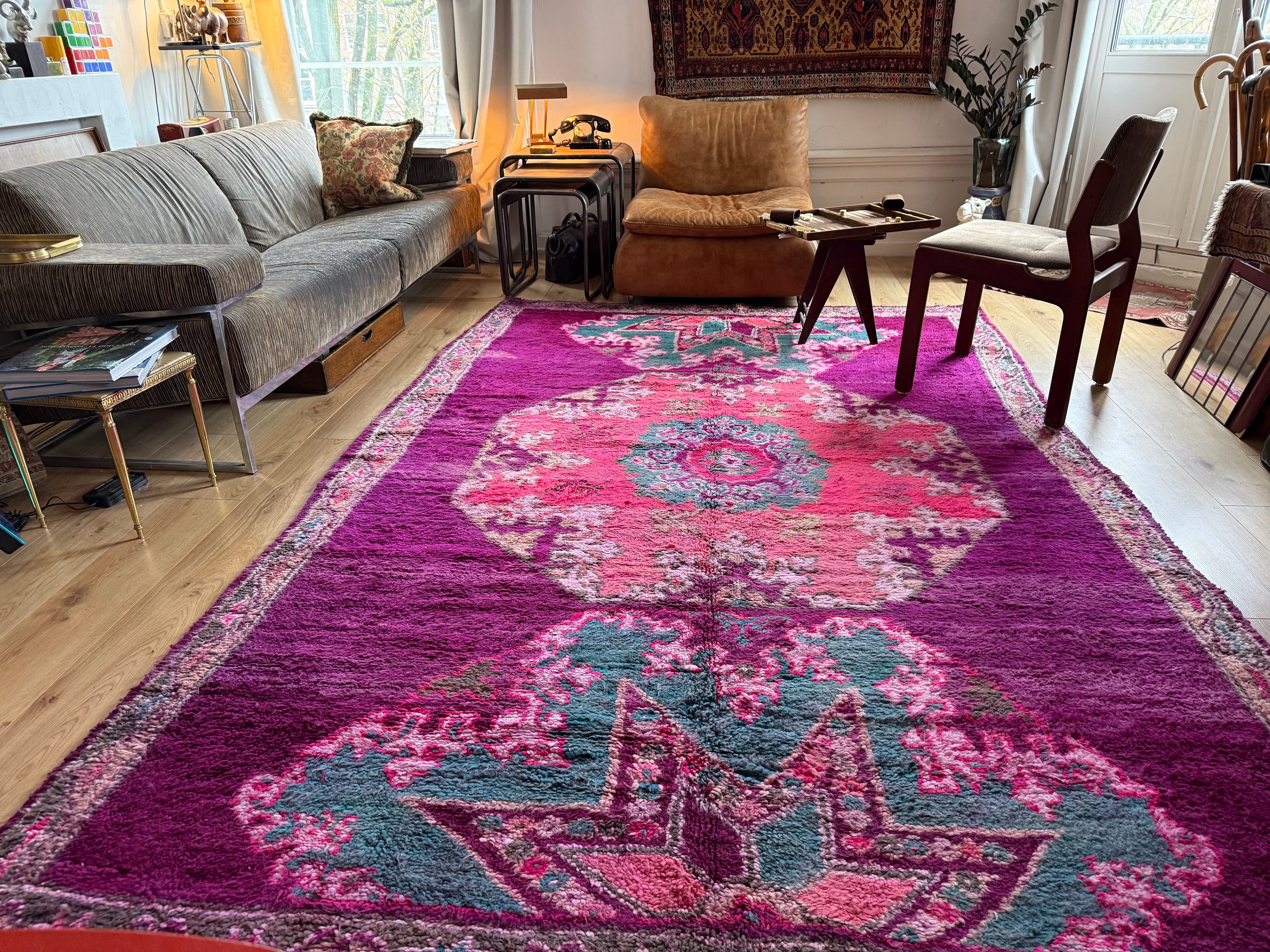Vintage Atlas Rug – Magenta & Turquoise Statement Piece (315 × 200 cm)