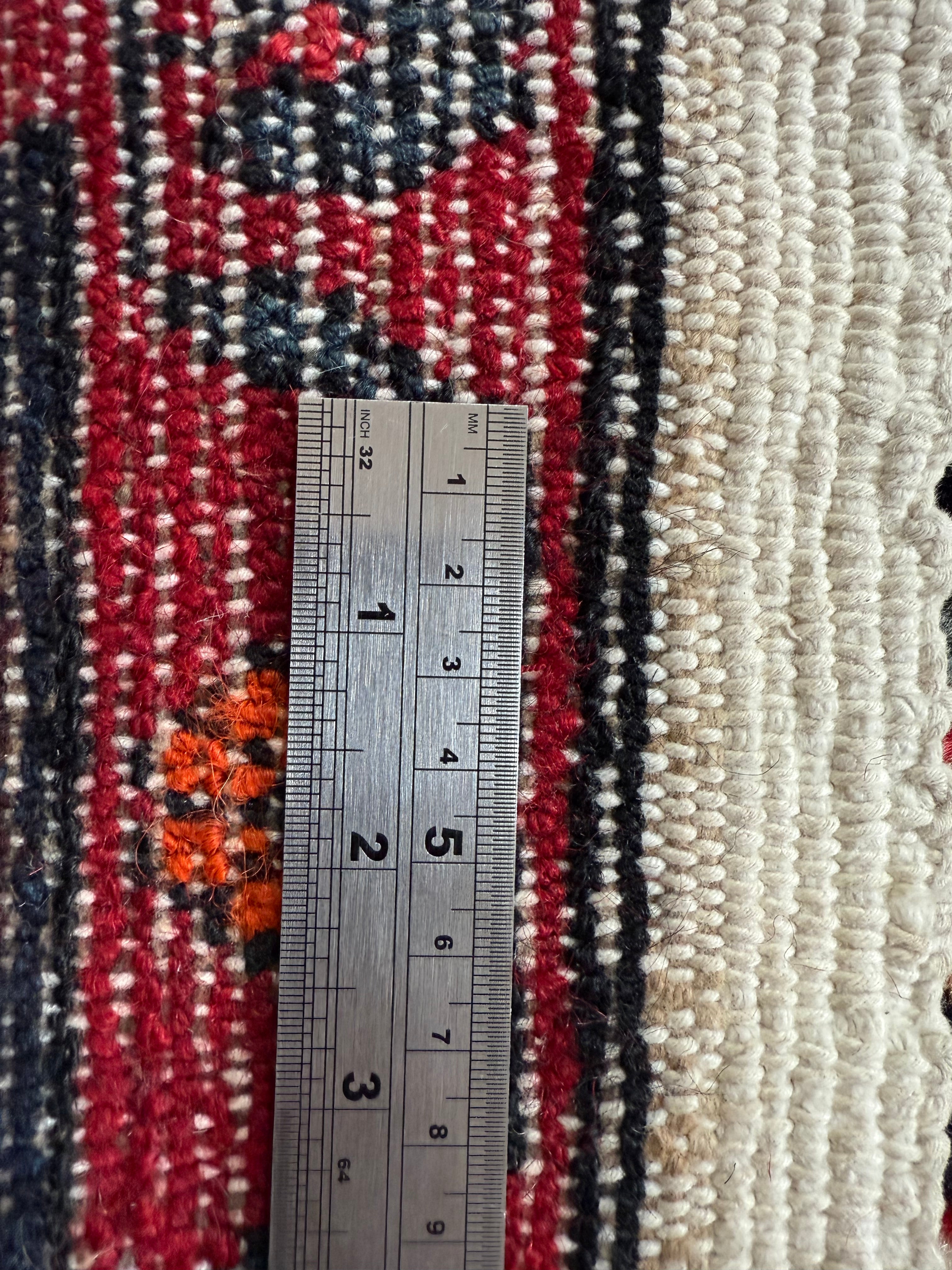 Handgeknoopt vintage tapijt – ca. 209 × 133 cm