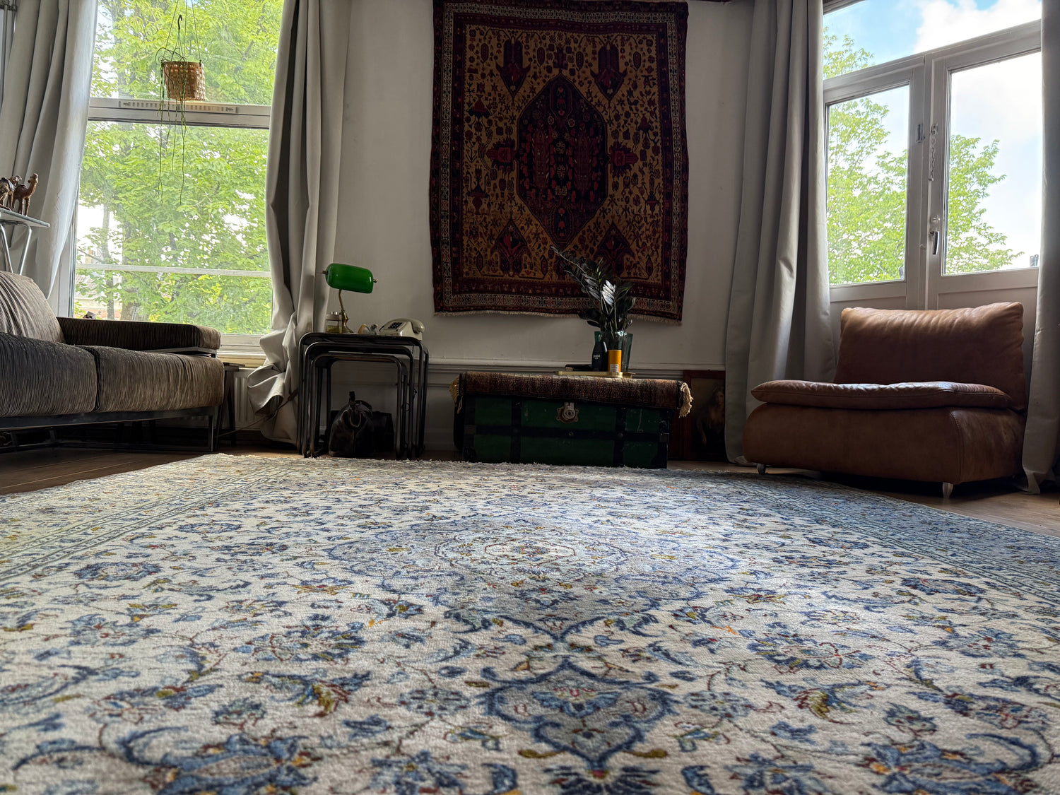 Alfombra vintage anudada a mano – Clara y elegante – aprox. 365 × 245 cm