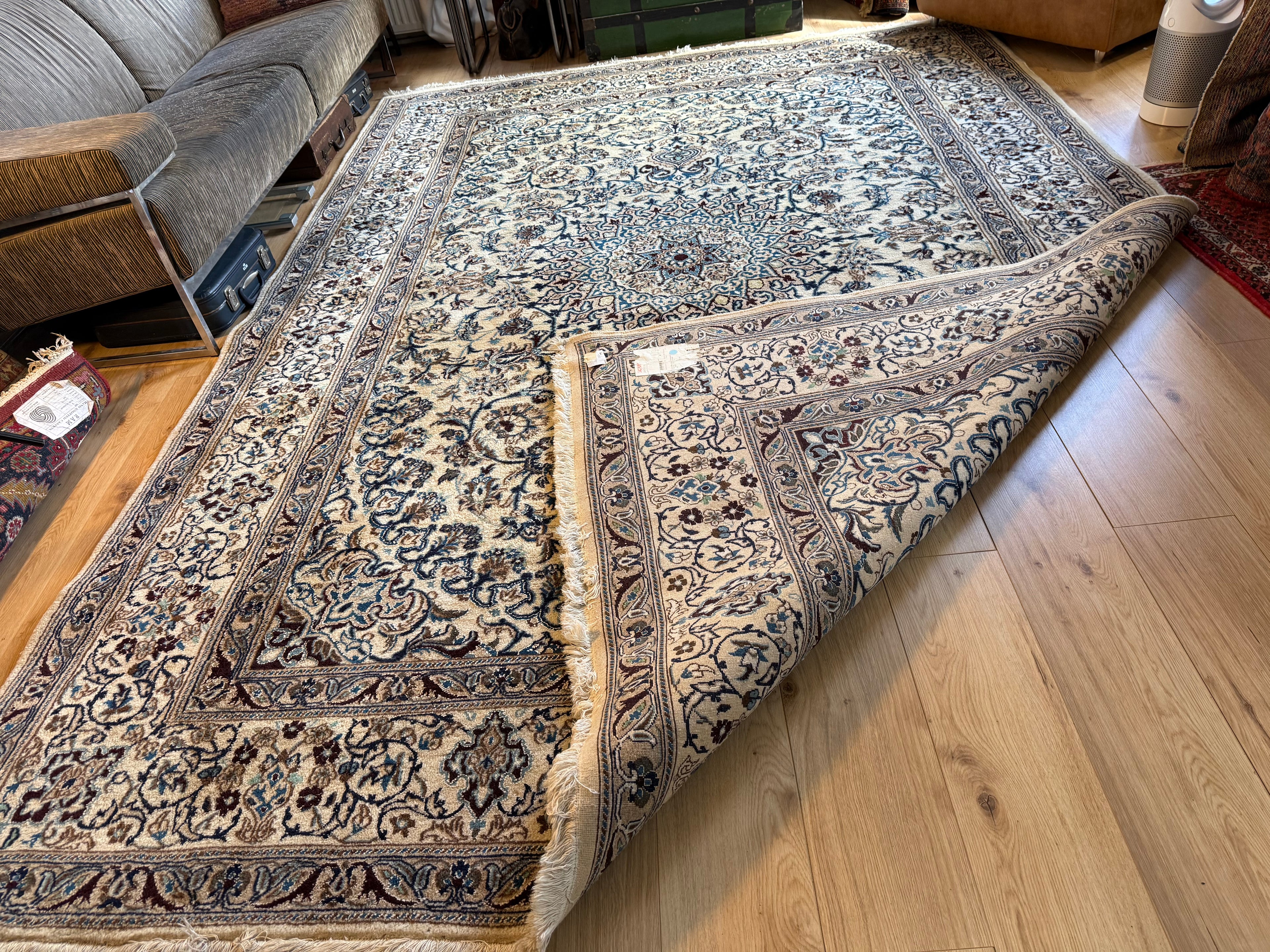 Hand-knotted vintage oriental Nain rug – approx. 245 × 345 cm