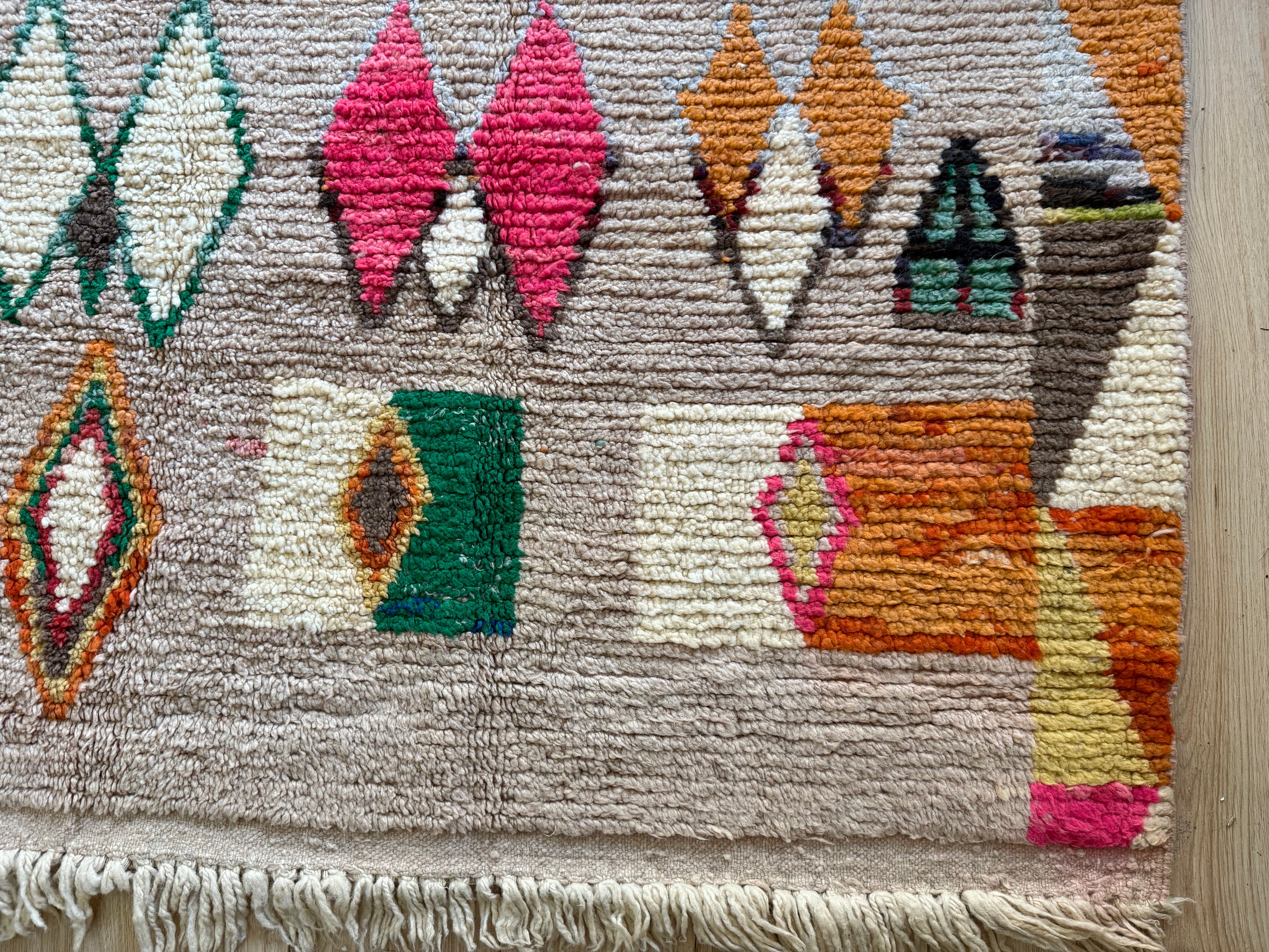 Handgeknoopt Marokkaans vloerkleed – ca. 300 × 200 cm – kleurrijk geometrisch design