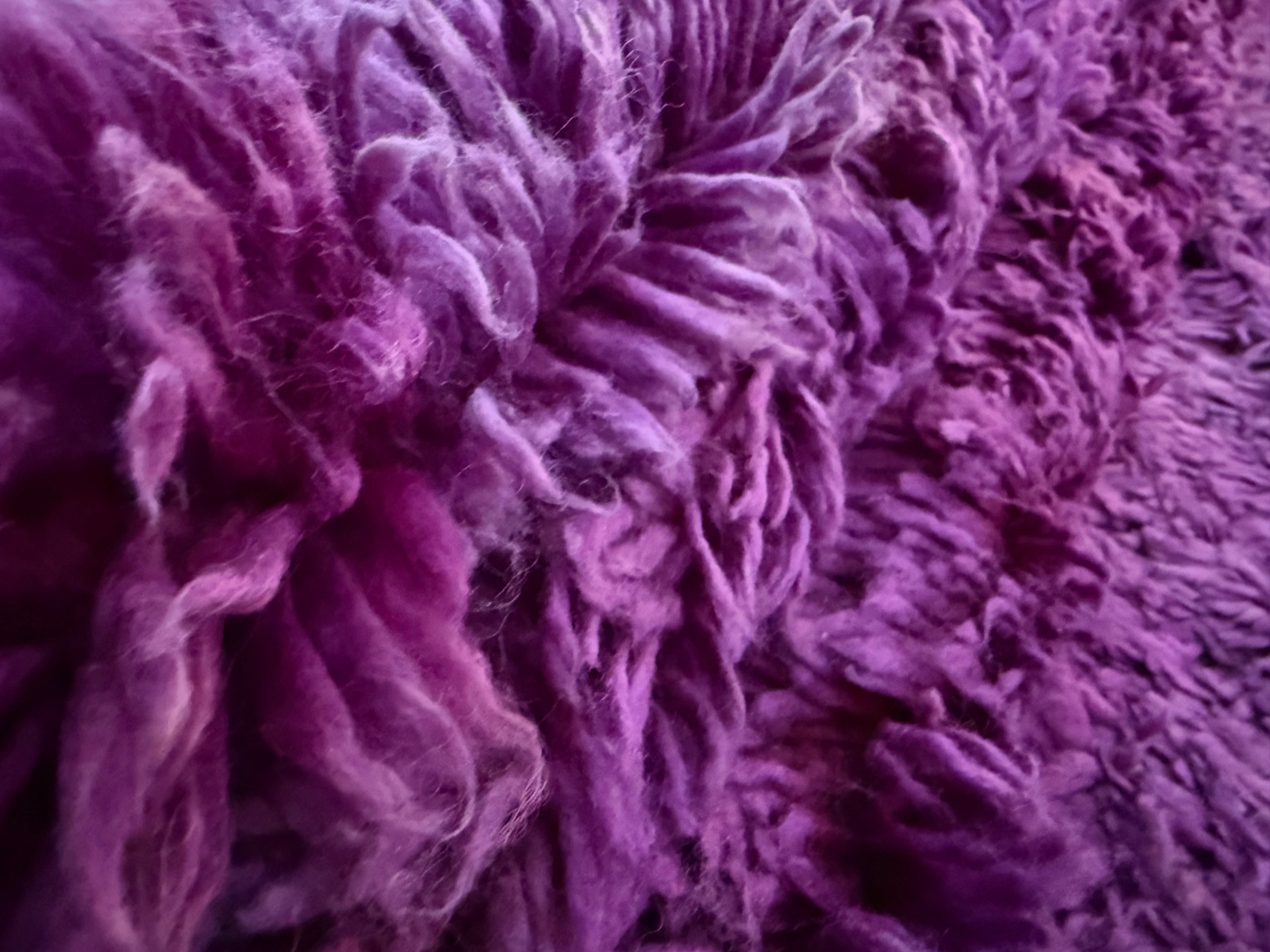 Groot paars vintage hoogpolig Berber tapijt – 320 × 197 cm