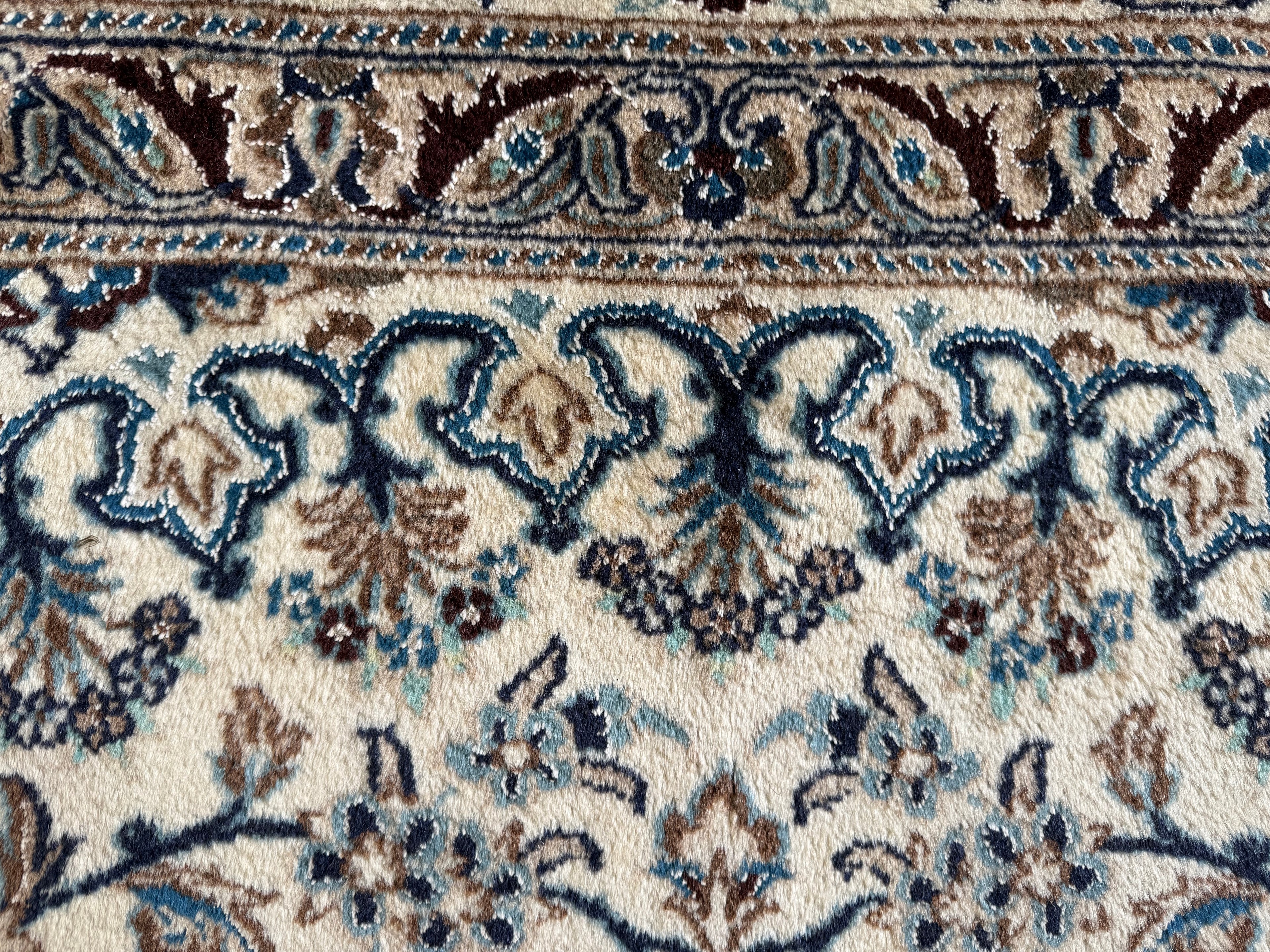 Hand-knotted vintage oriental Nain rug – approx. 245 × 345 cm
