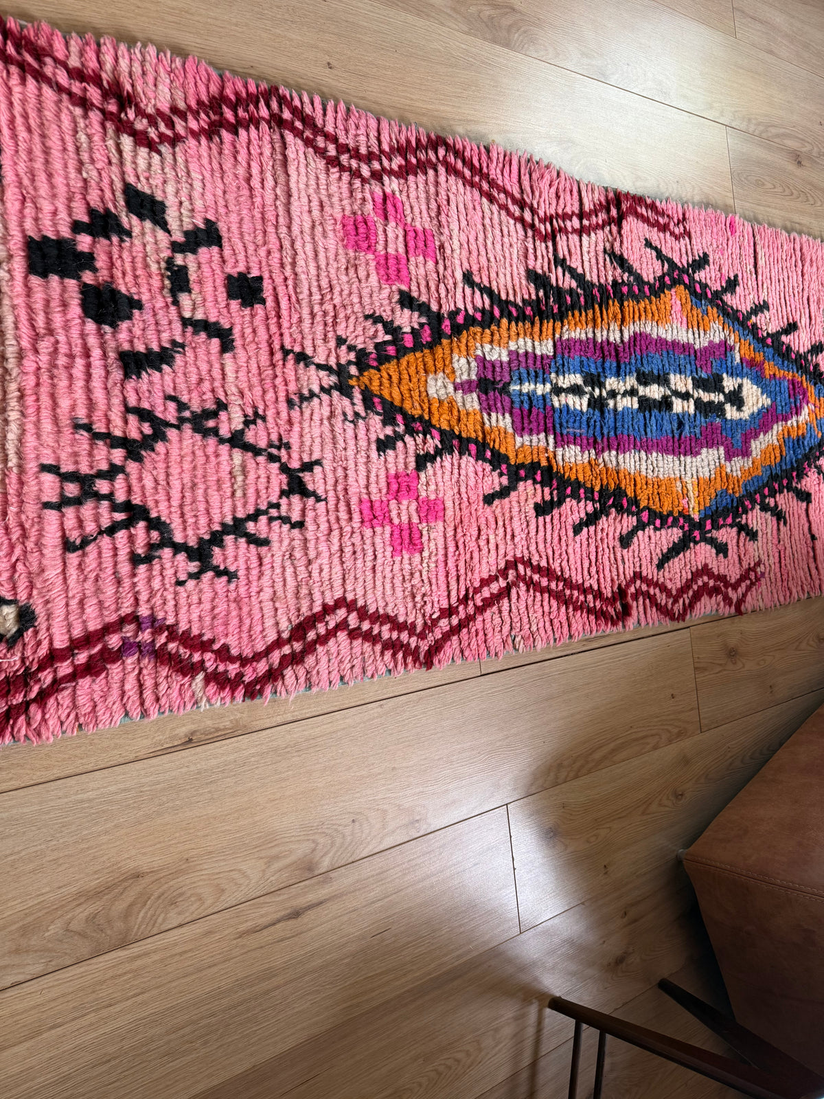 Passadeira Boujaad marroquina vintage – 418 × 79 cm
