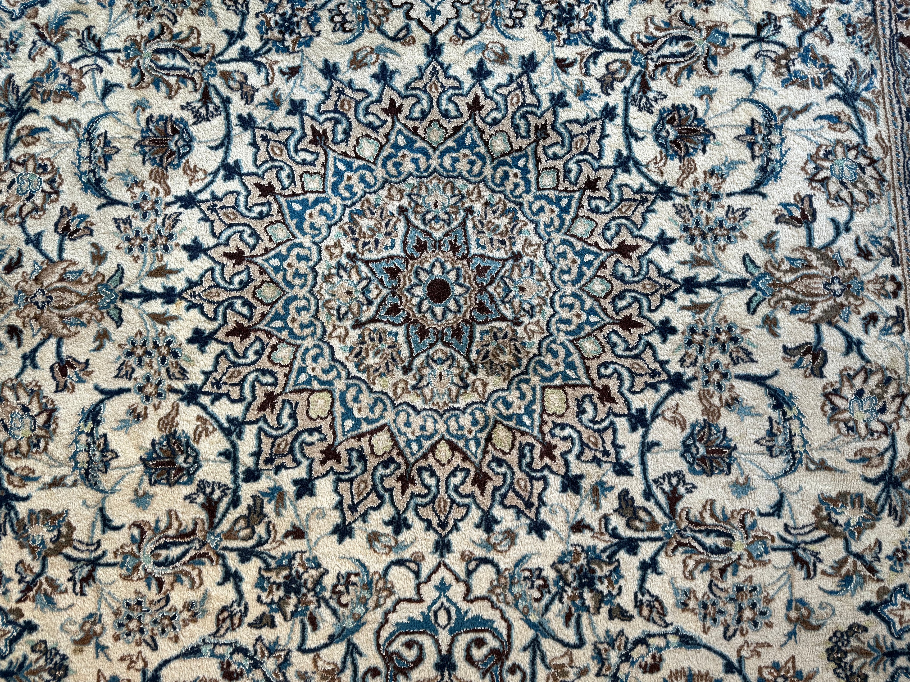 Hand-knotted vintage oriental Nain rug – approx. 245 × 345 cm
