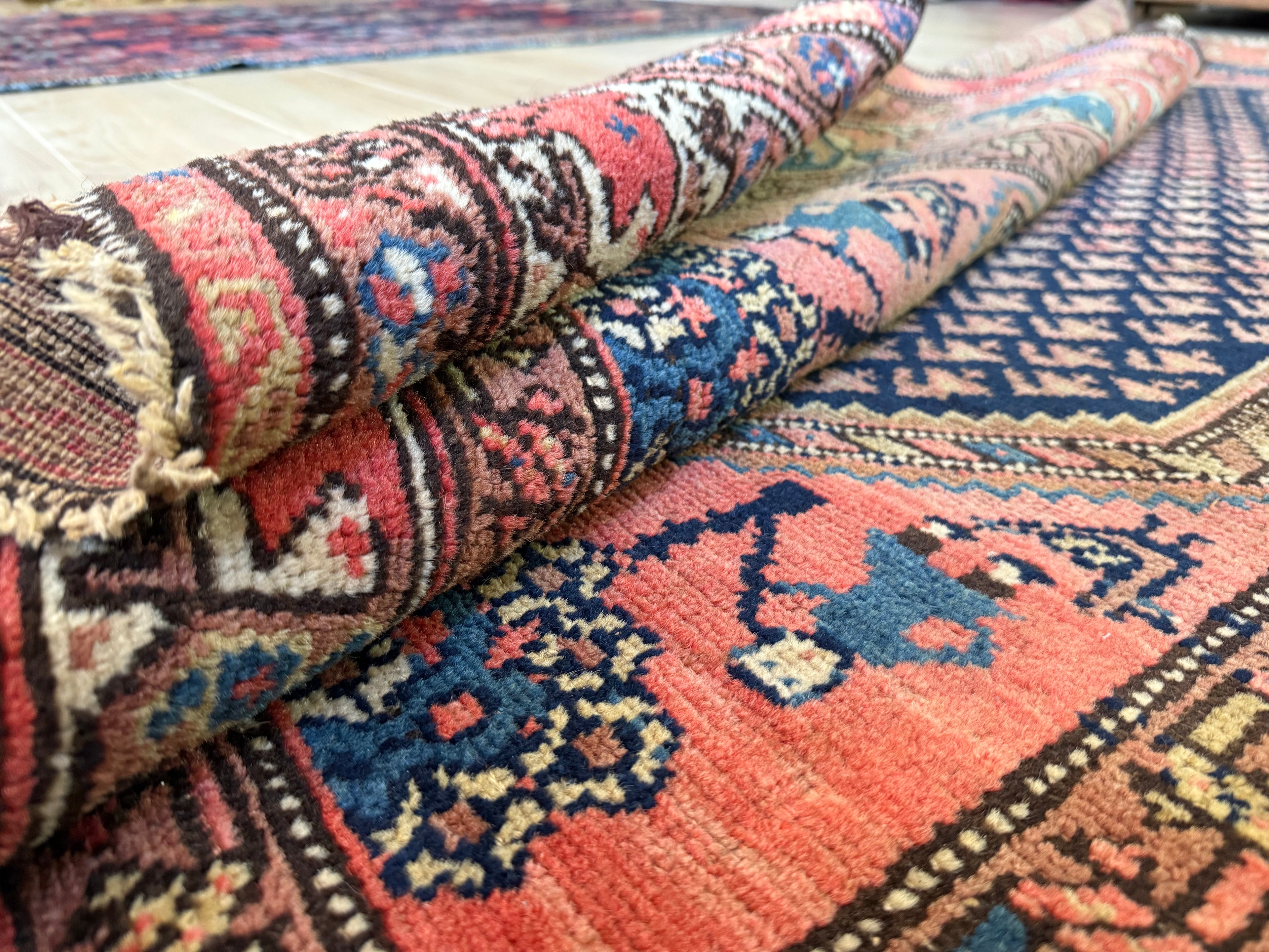 Handgeknoopt vintage ossters tapijt – Malayer-stijl – ca. 210 × 116 cm