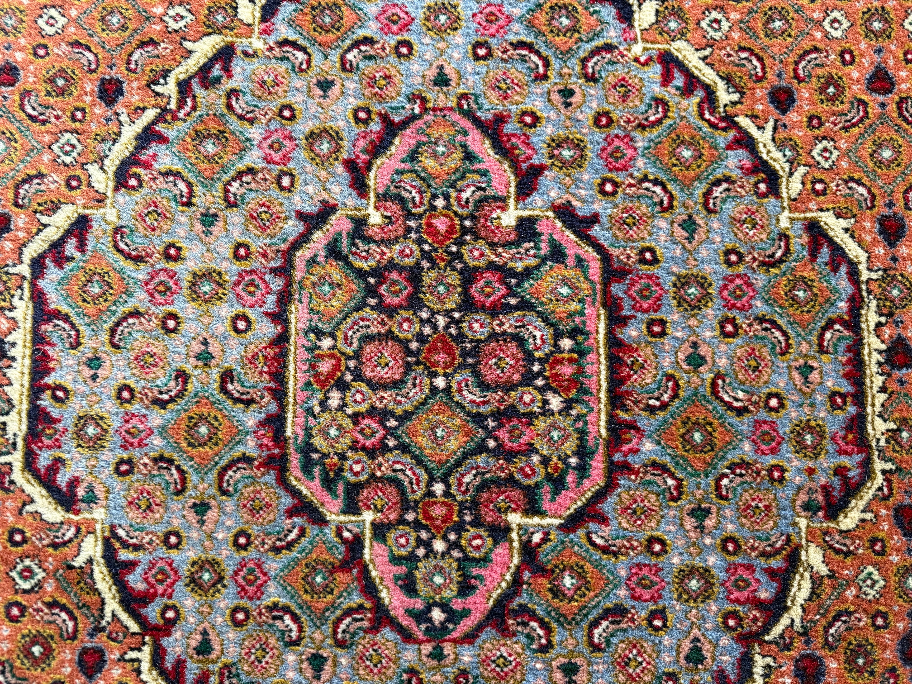 Tapete vintage nó à mão – estilo Bidjar – 310 × 200 cm – padrão Mahi