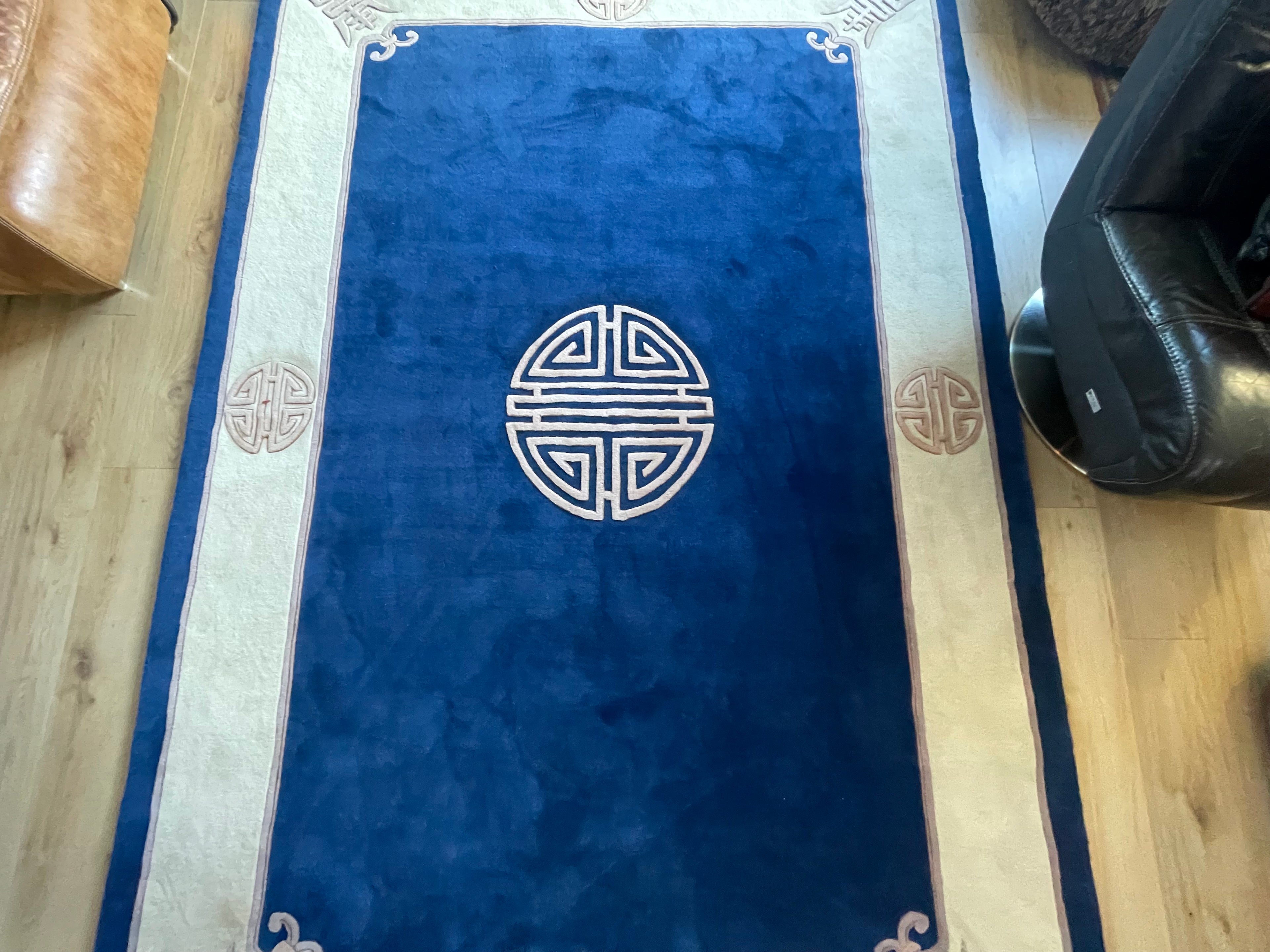 Chinees handgeknoopt tapijt – ca. 320 × 196 cm