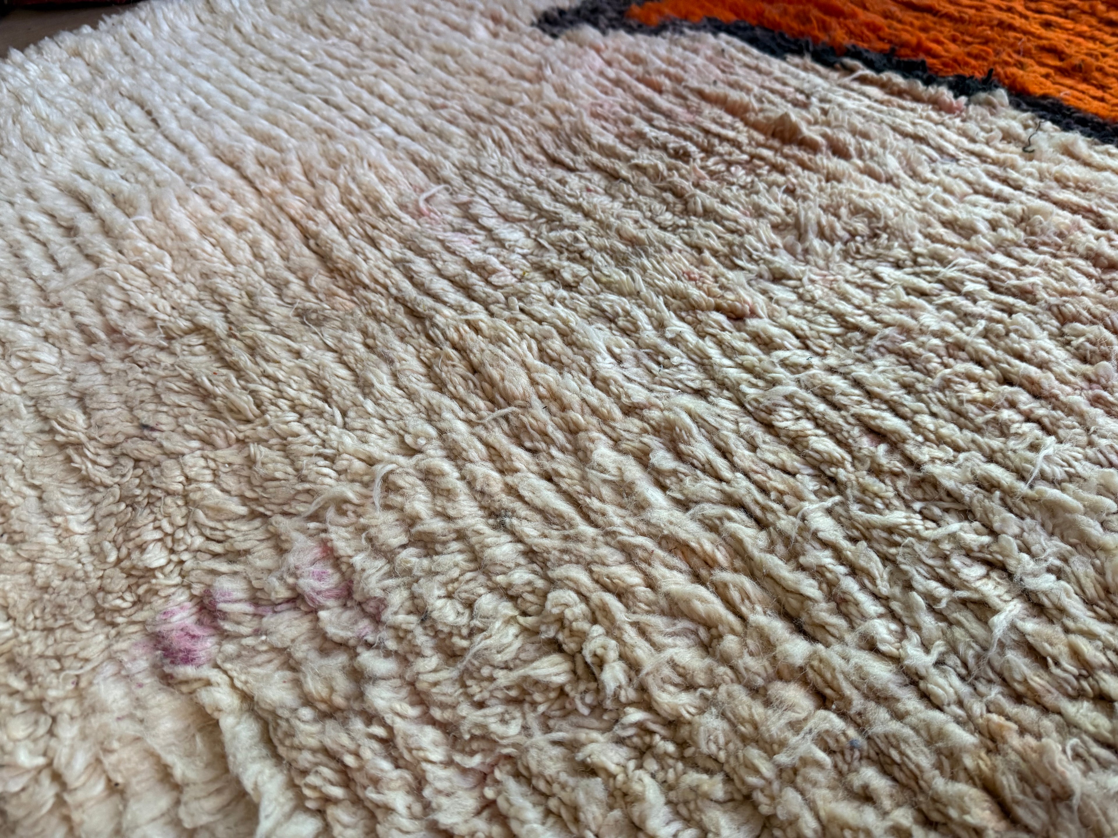 Vintage Abstract Moroccan Rug – Sculptural Wool Statement Piece (354 × 268 cm)