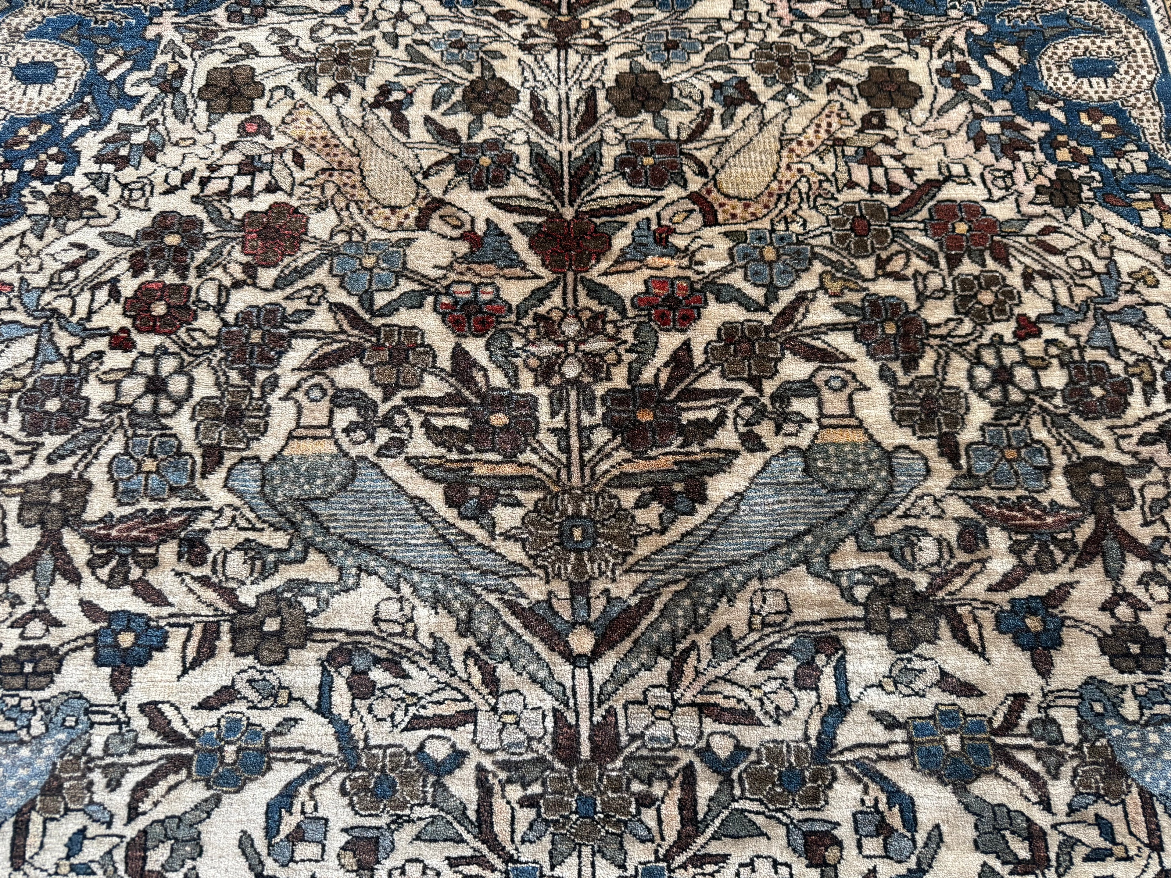 Early 20th-century figurative carpet – Qom tradition – 188 × 132 cm