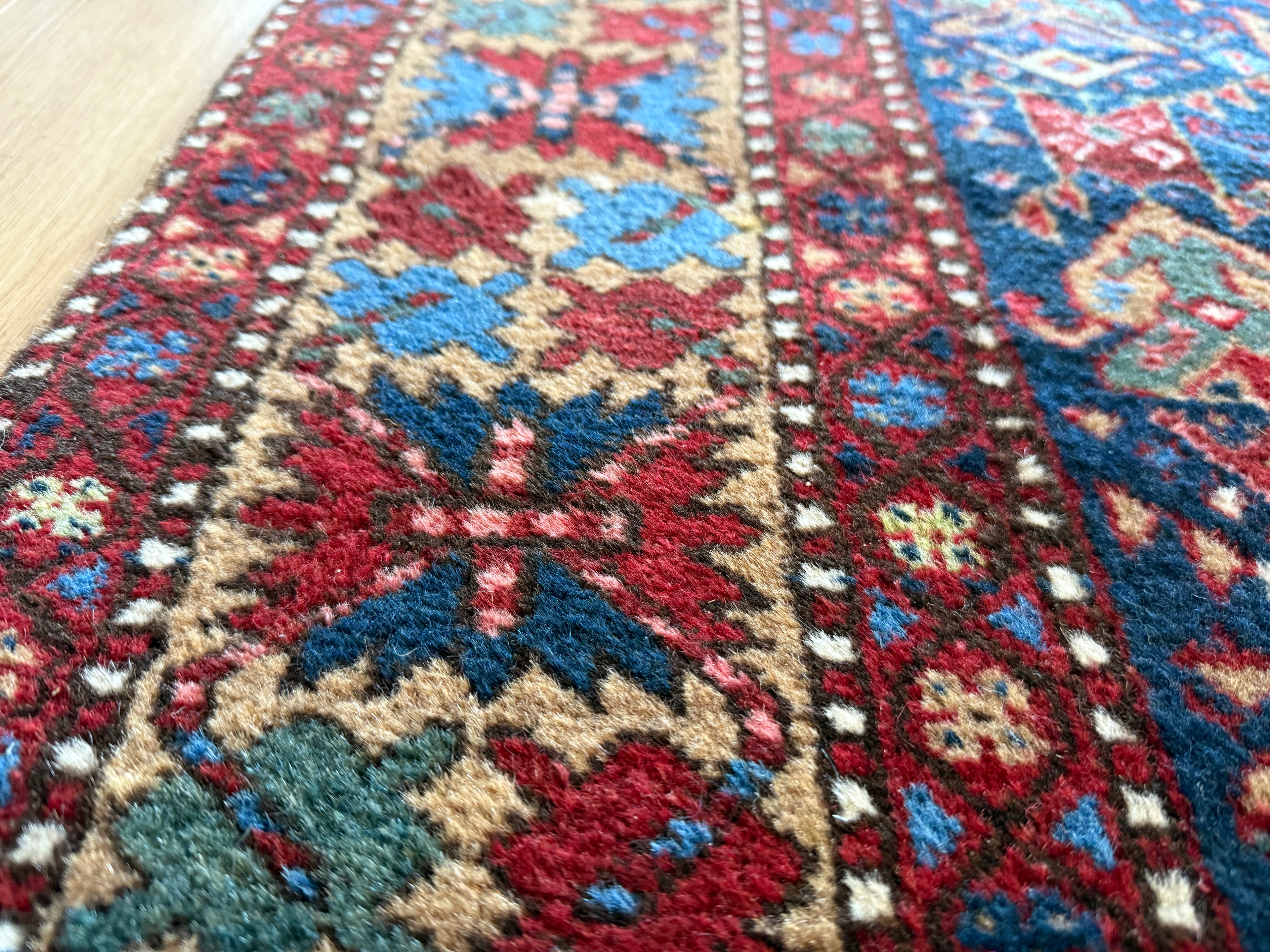 Handgeknoopt vintage tapijt – Heriz stijl – ca. 334 × 89 cm