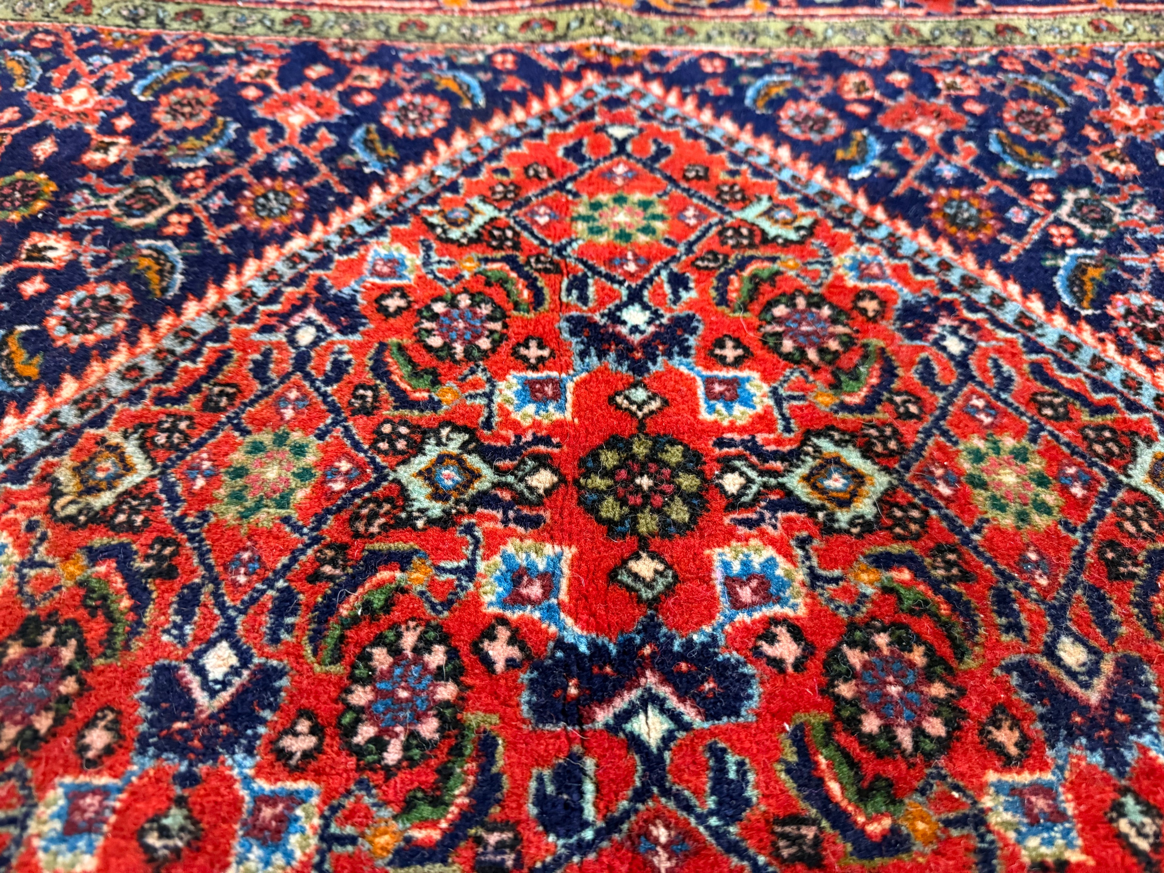 Vintage klassiek handgeknoopt tapijt – ca. 192 × 106 cm