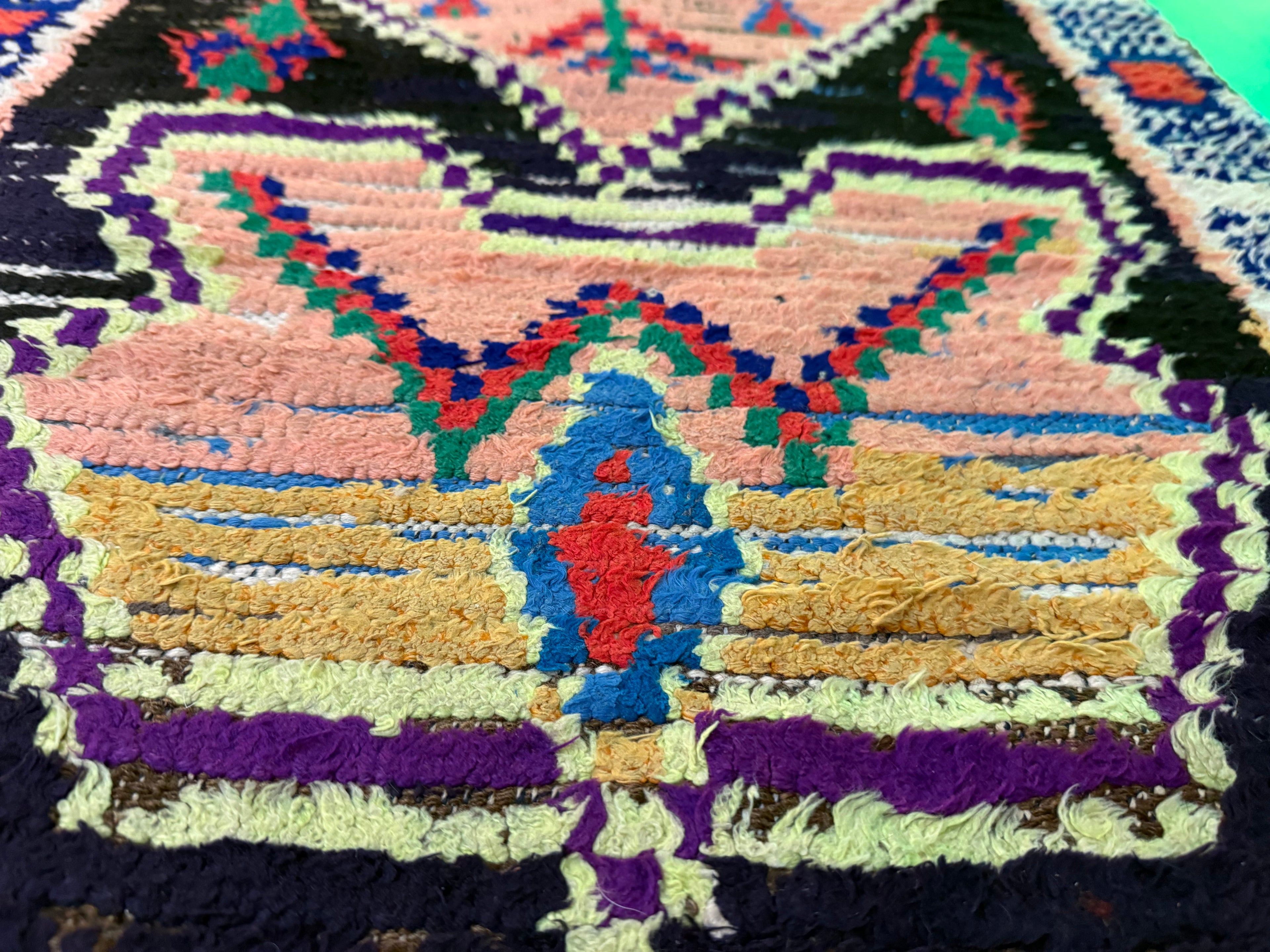 Handgeweven Berber loper uit Marokko – ca. 253 × 70 cm