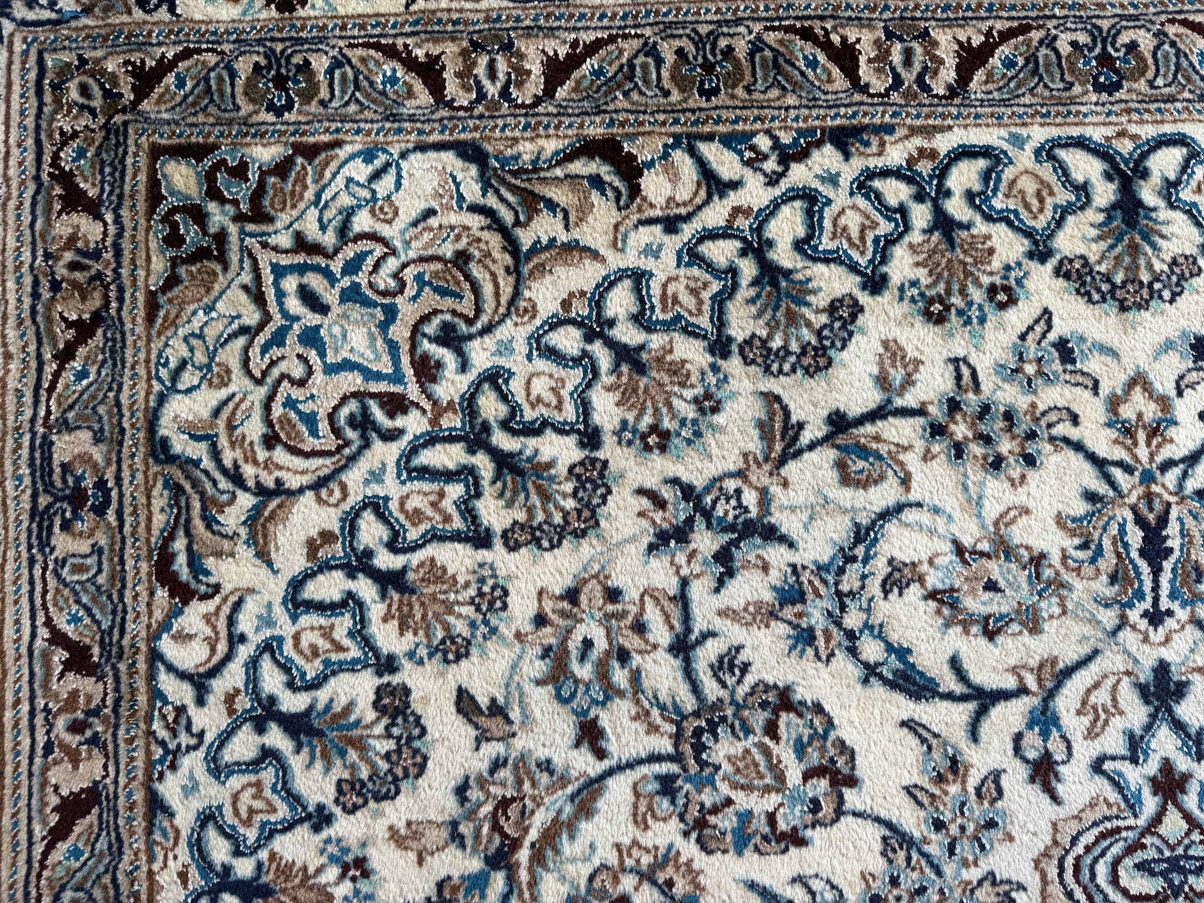 Hand-knotted vintage oriental Nain rug – approx. 245 × 345 cm
