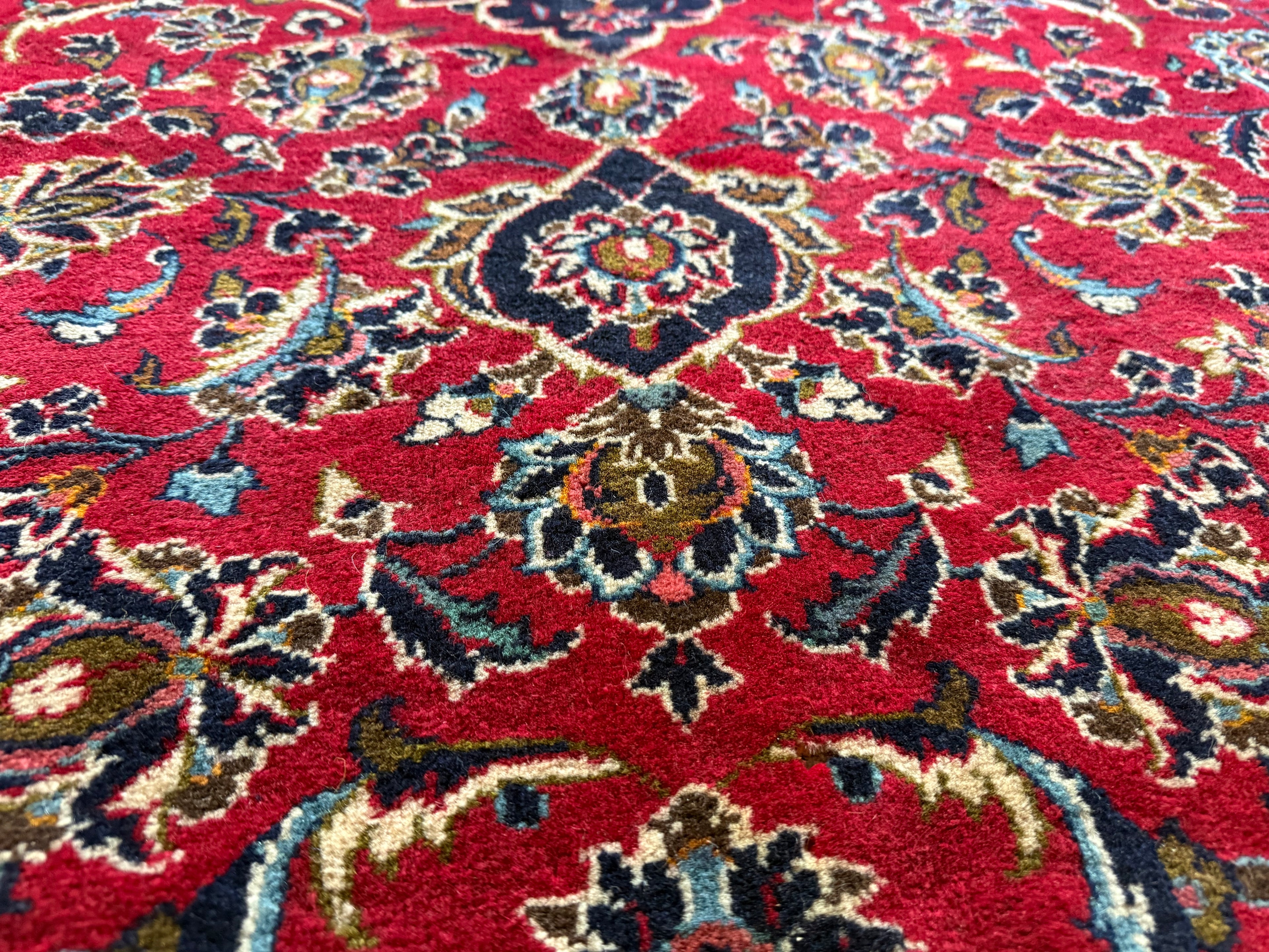 Tapete vintage nó à mão estilo Kashan – 312 × 202 cm