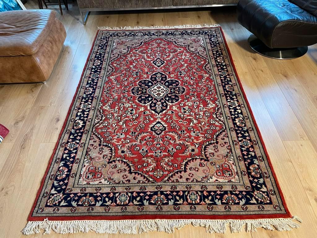 Ongebruikt vintage handgeknoopt Oosters tapijt 237-150