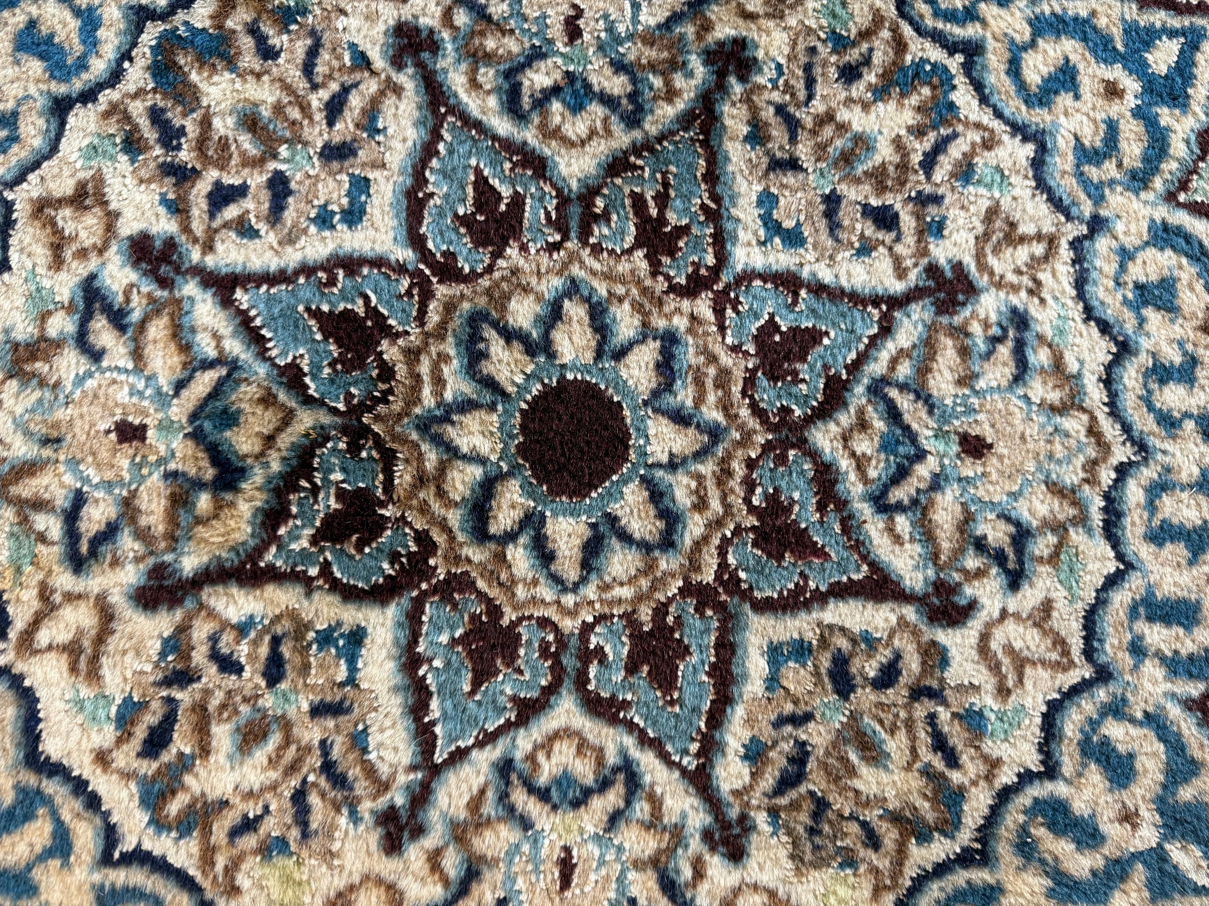 Hand-knotted vintage oriental Nain rug – approx. 245 × 345 cm