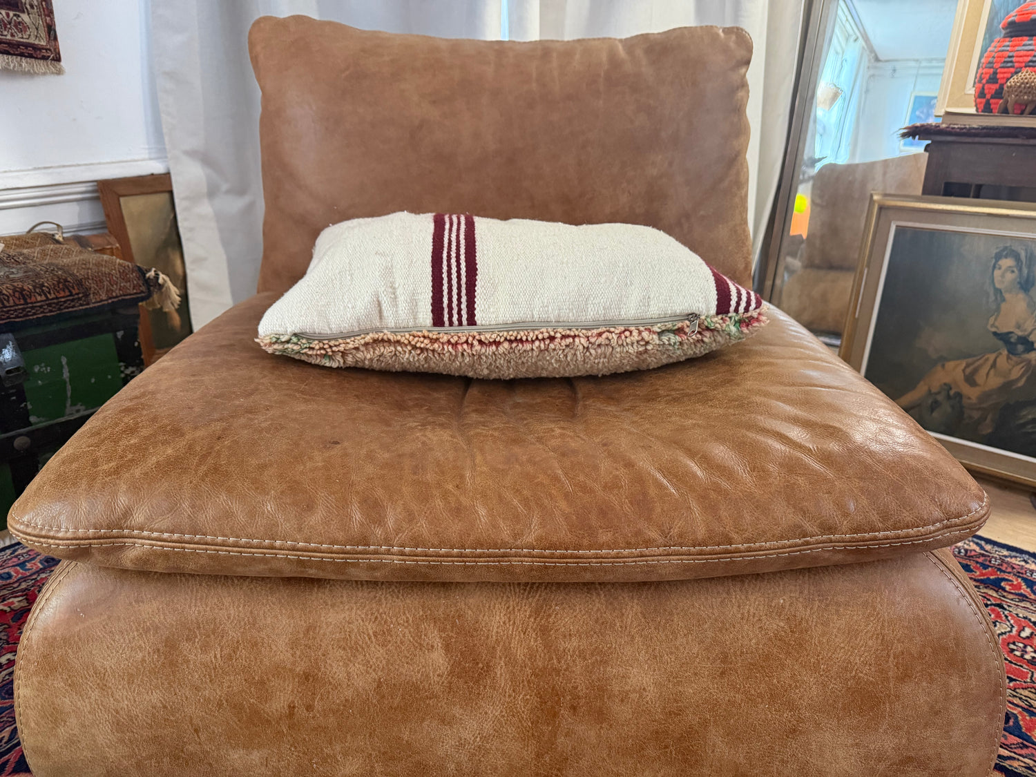 Coussin fait main en tapis marocain vintage – env. 60 × 40 cm