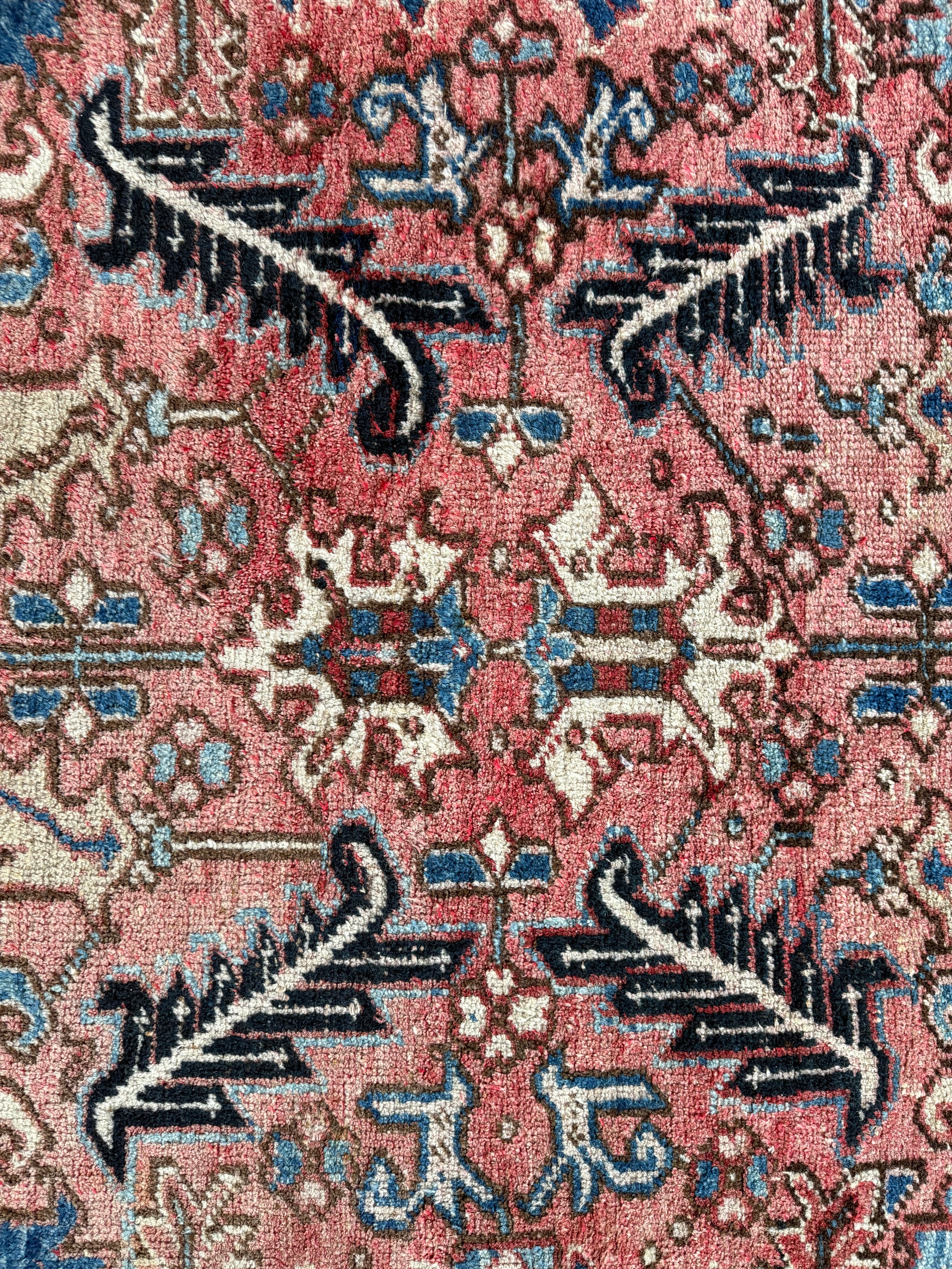 Vintage handgeknoopt tapijt in Heriz-stijl – ca. 290 × 212 cm gemaakt ca. 1940-1950