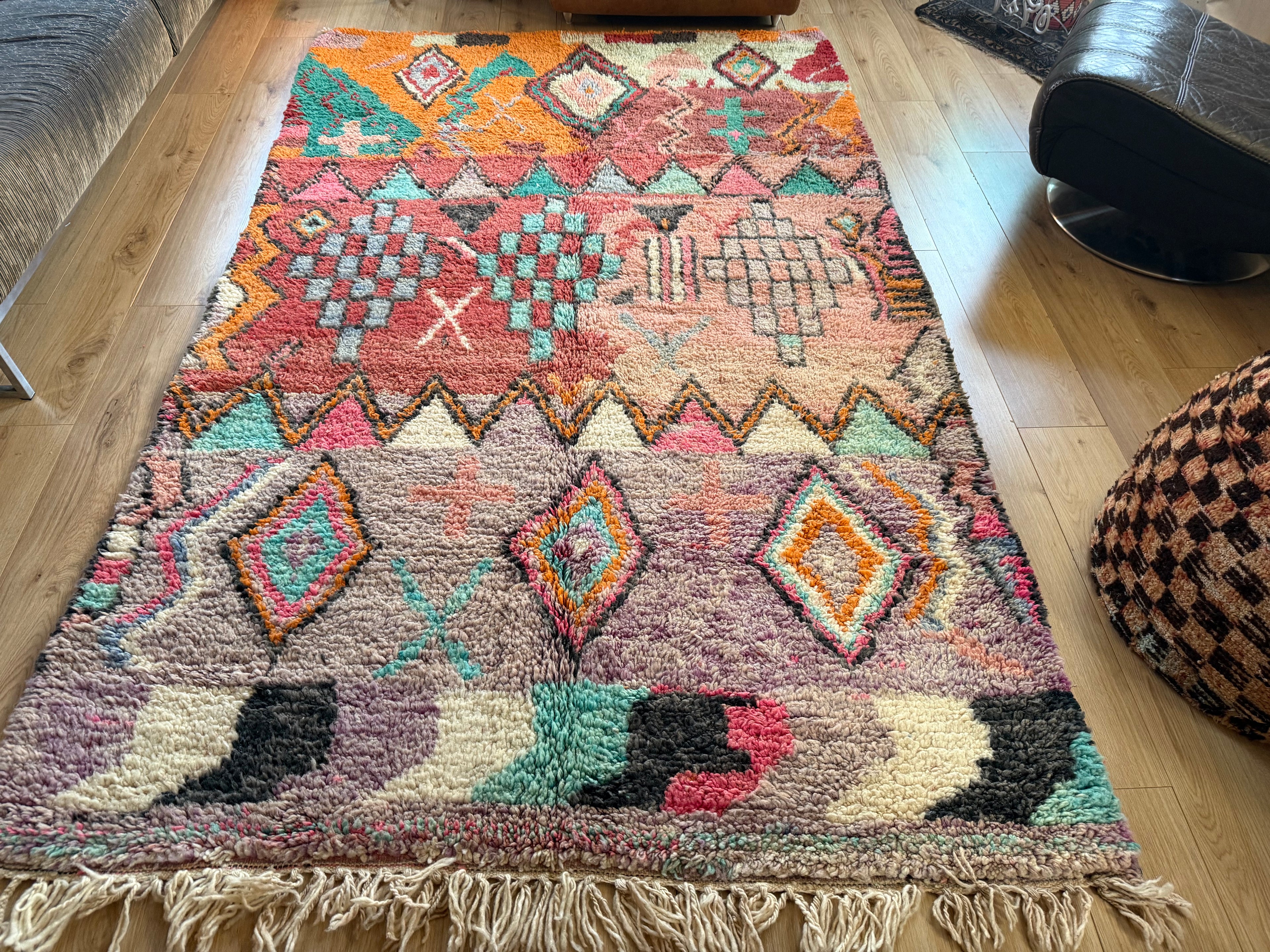 Kleurrijk handgeknoopt Marokkaans tapijt – 282 × 172 cm – boho vintage