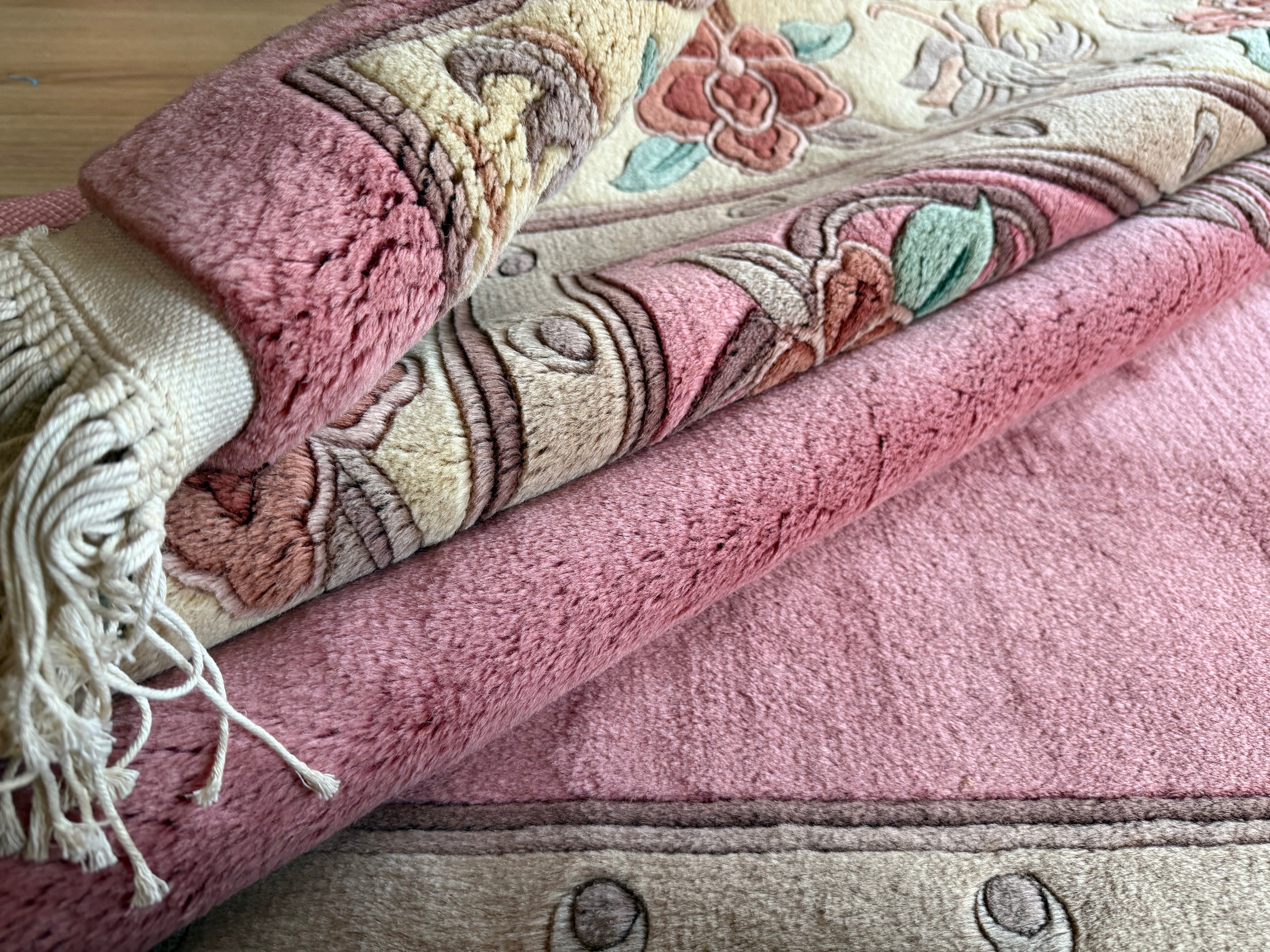 Vintage Art Deco tapijt in warm roze – 330 × 215 cm