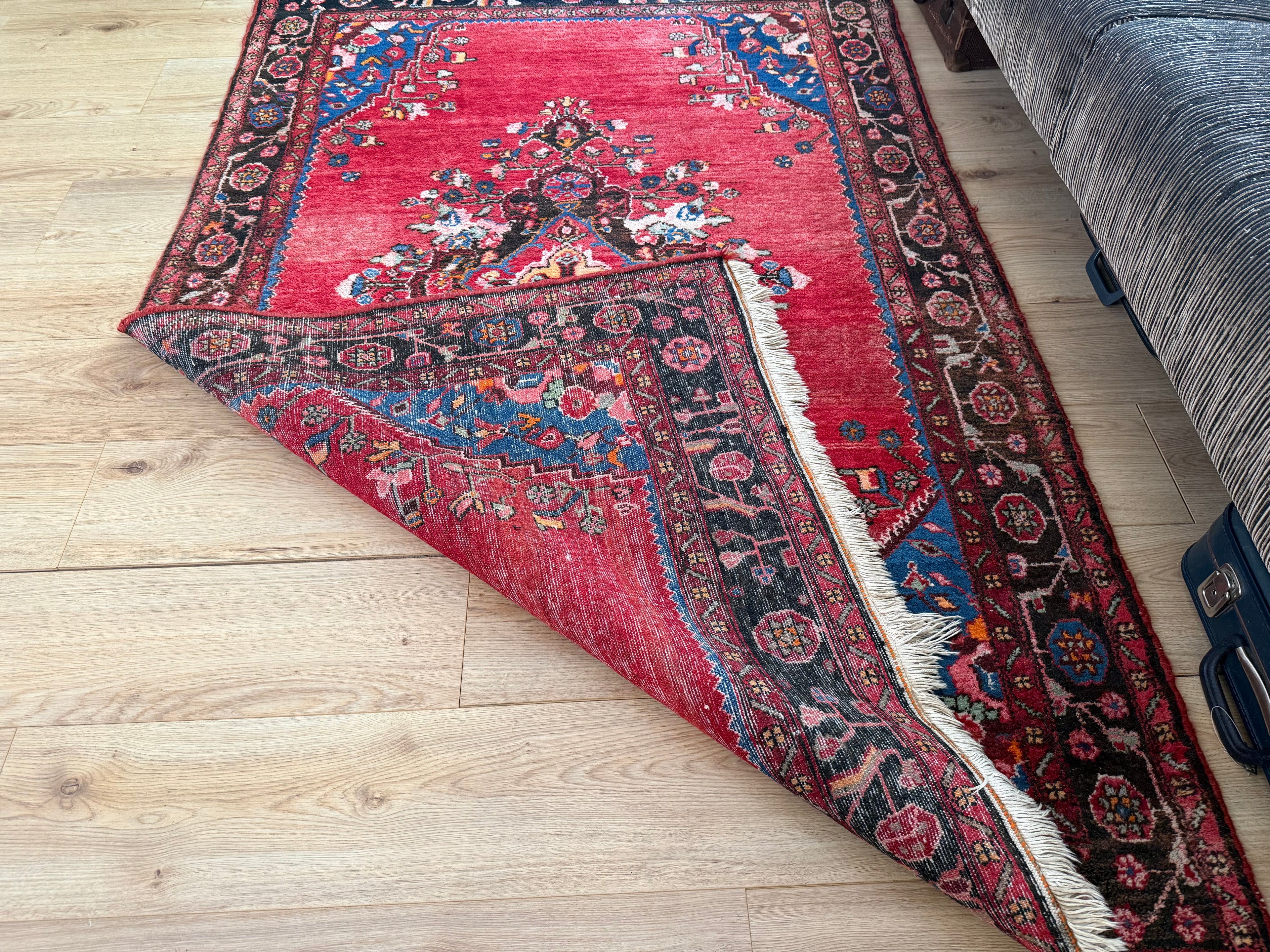 Handgeknoopt vintage Oosters tapijt – Heris-stijl – ca. 206 × 130 cm