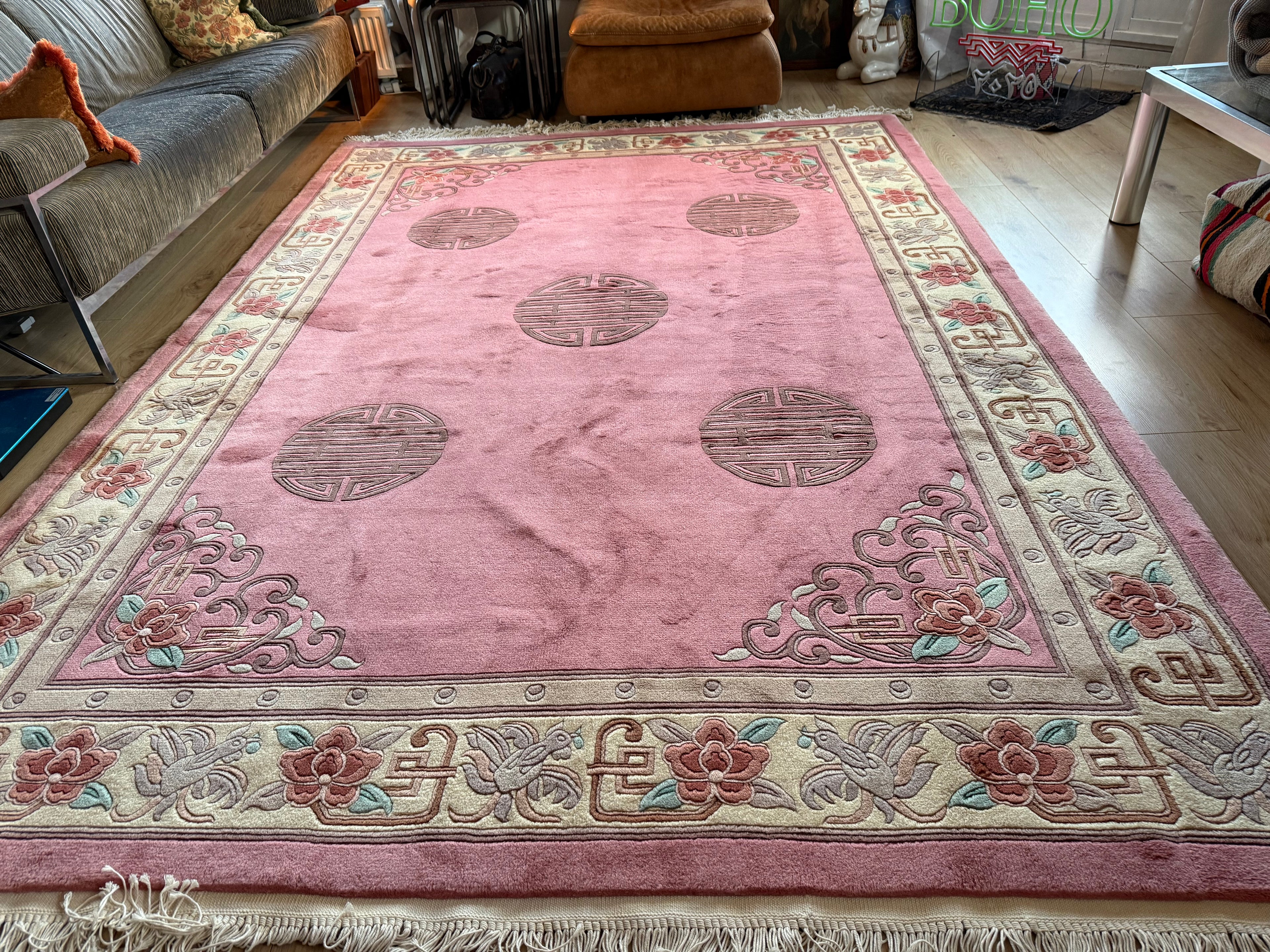 Vintage Art Deco tapijt in warm roze – 330 × 215 cm