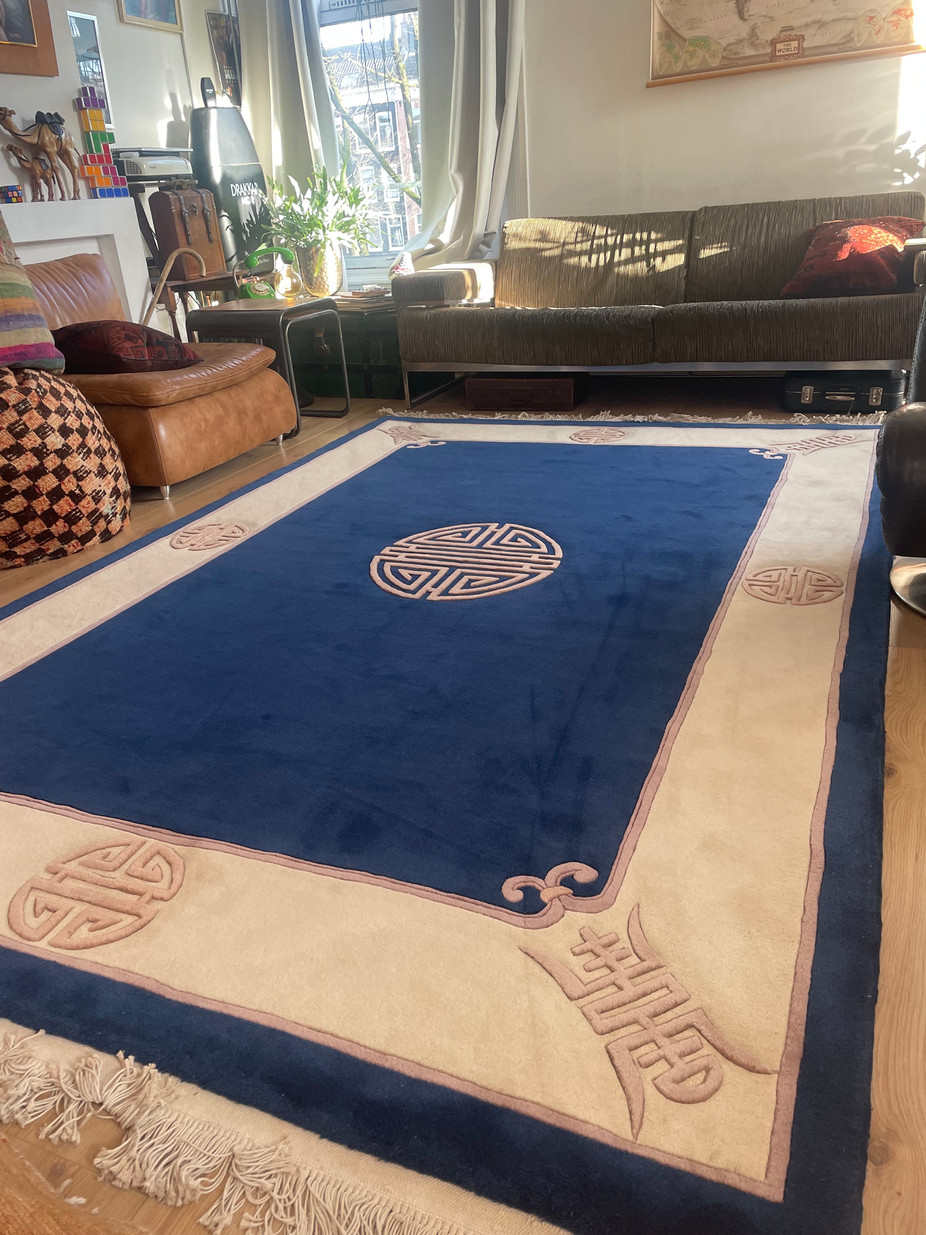 Chinees handgeknoopt tapijt – ca. 320 × 196 cm