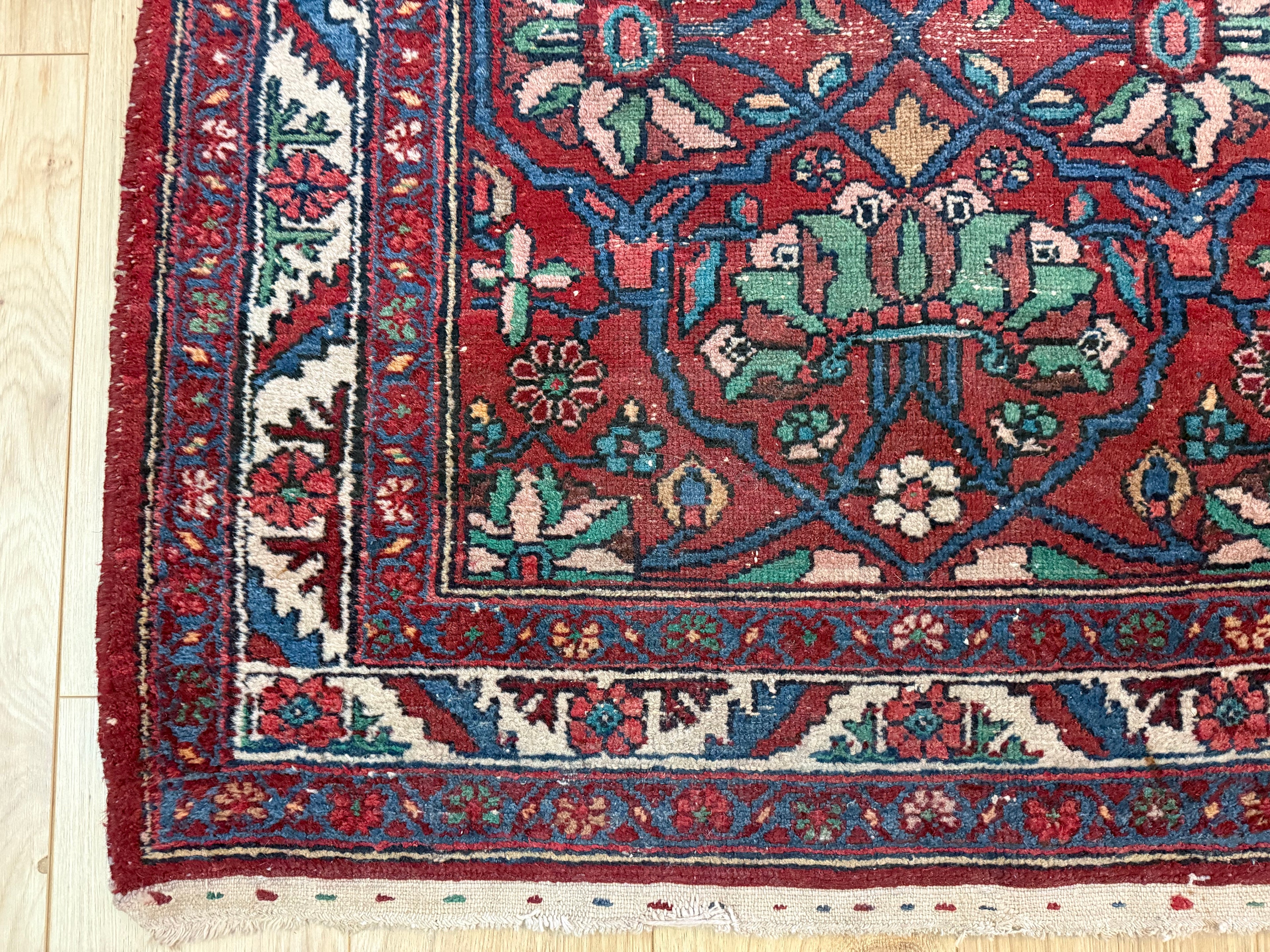 Sleets Vintage handgeknoopt oosters tapijt – 193 × 104 cm