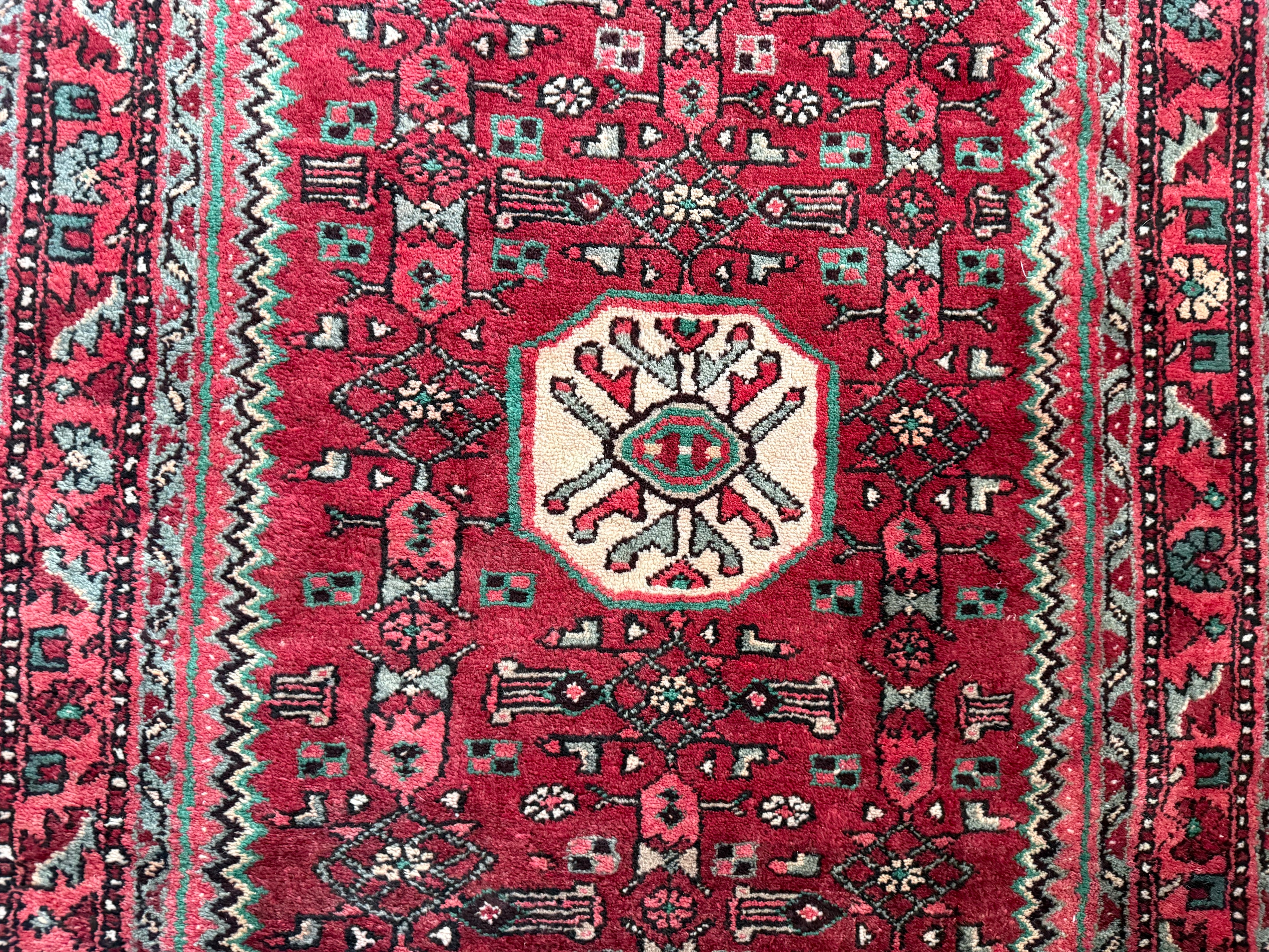 Handgeknoopt vintage tapijt – ca. 208 × 104 cm