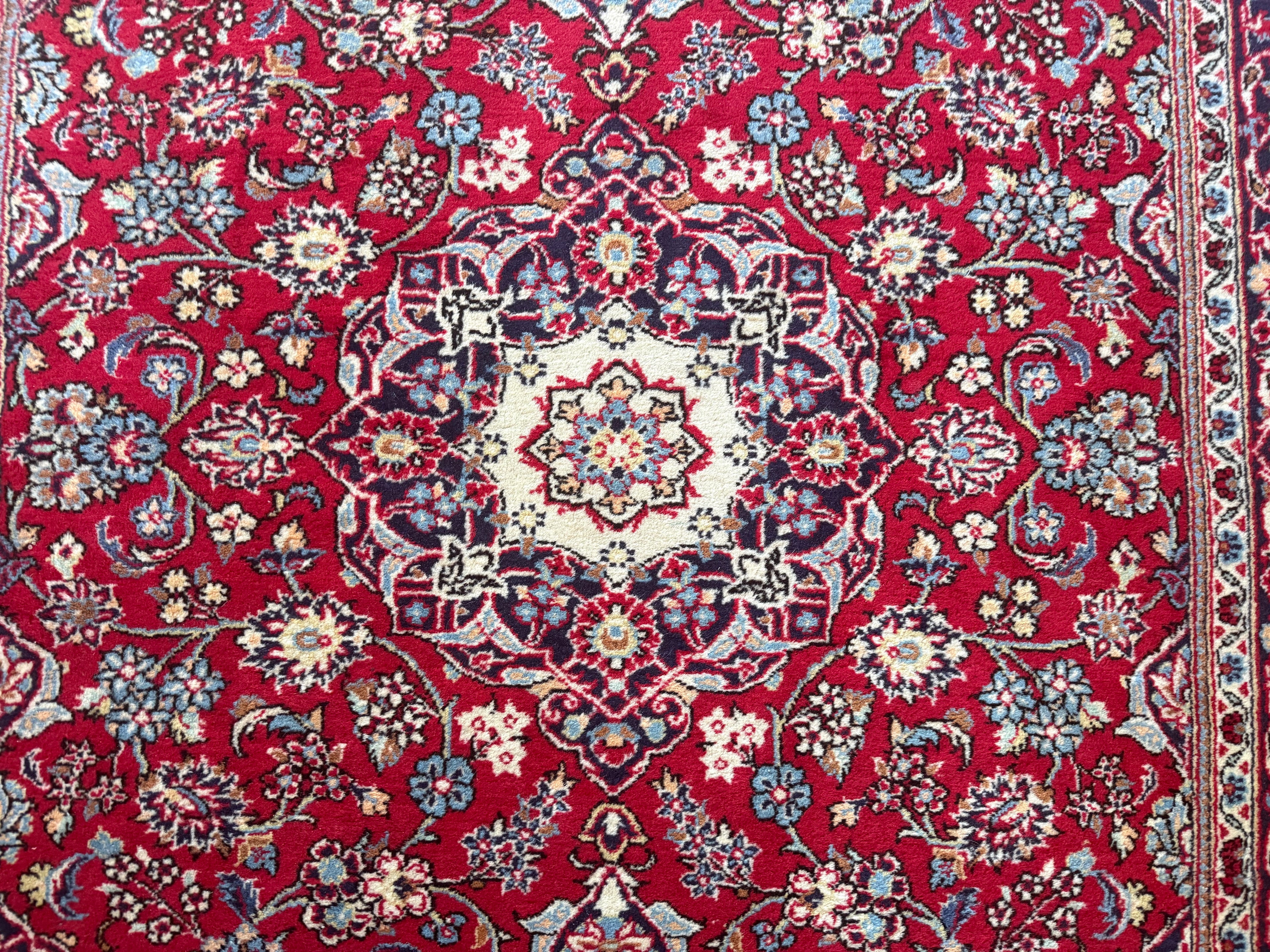 Hand-knotted vintage carpet – 202 × 152 cm
