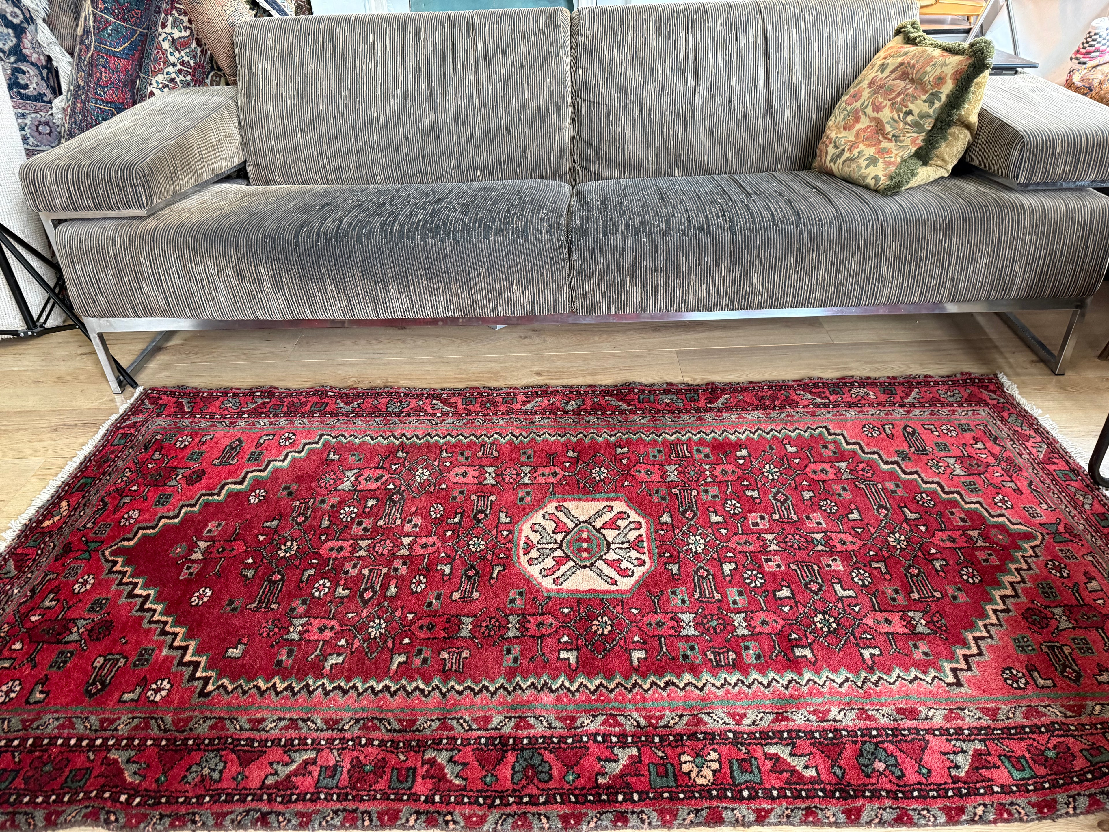 Handgeknoopt vintage tapijt – ca. 208 × 104 cm