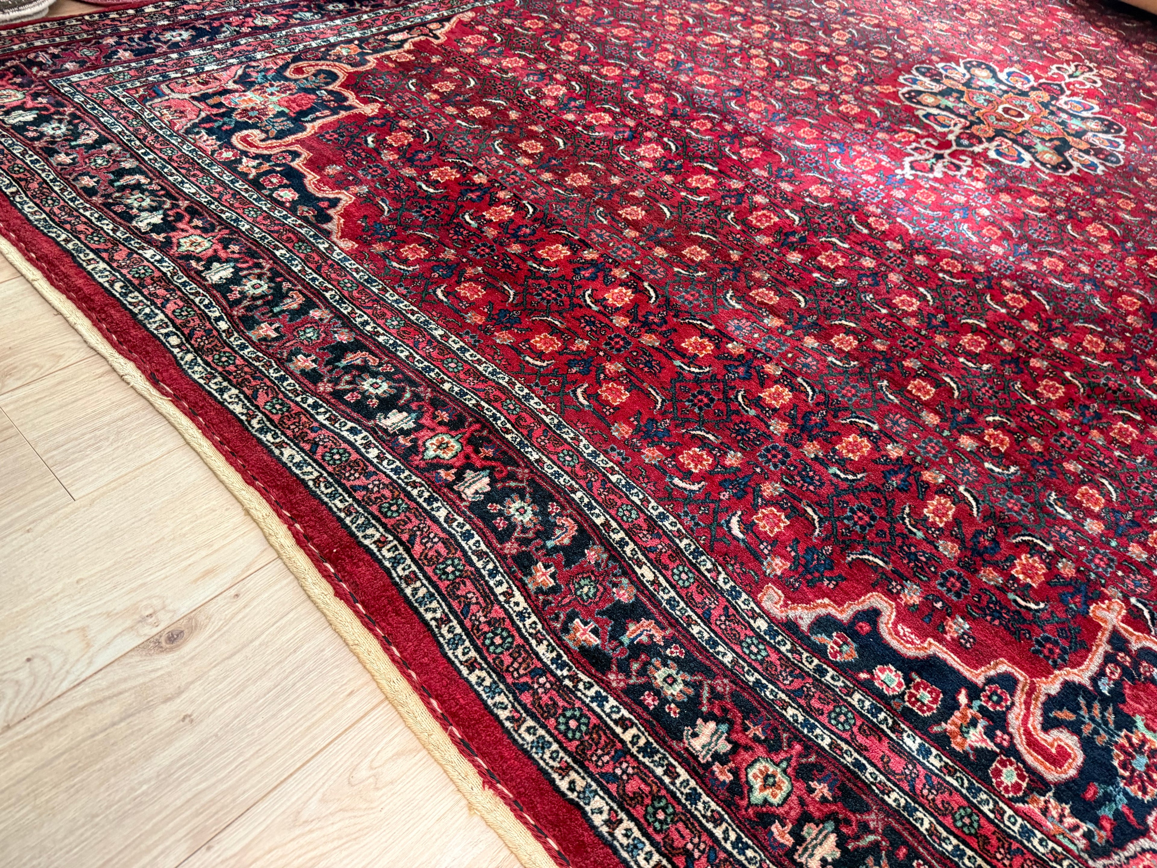 Grande tappeto persiano vintage Hosseinabad – 356 × 242 cm, risalente circa al 1960