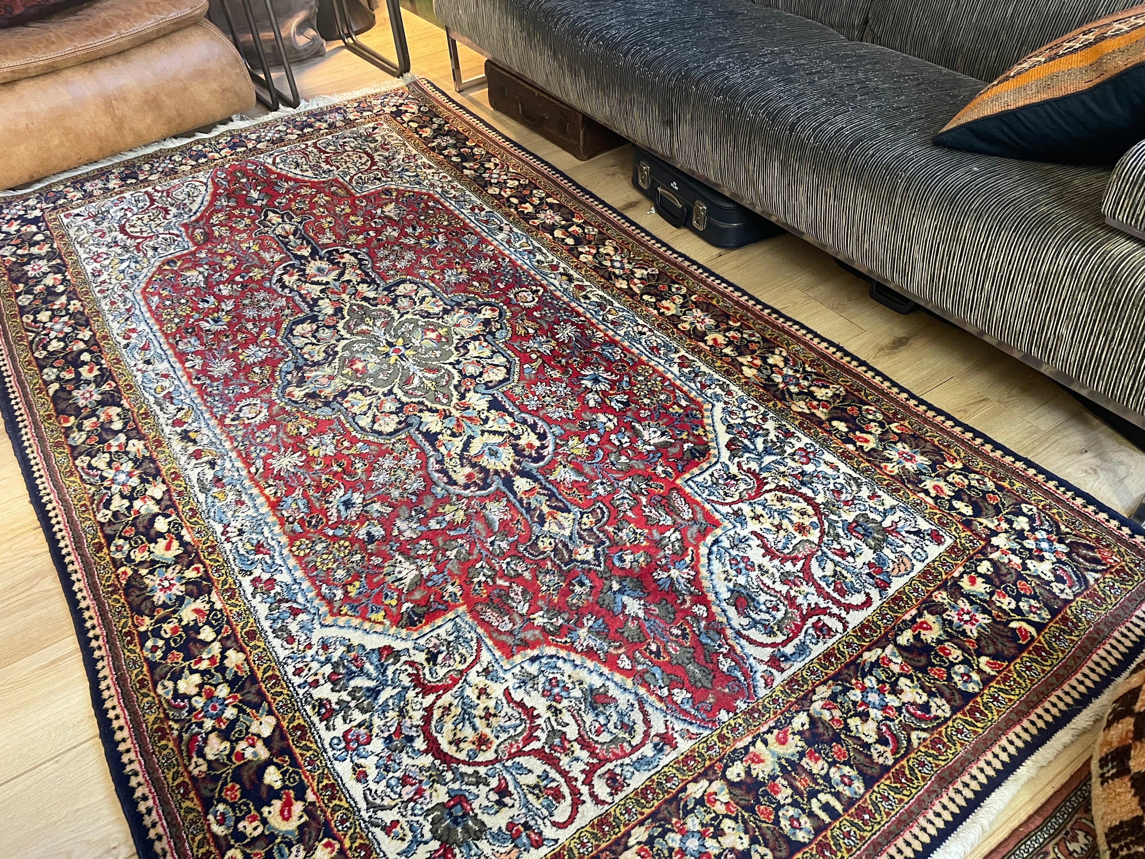 Handgeknoopt Oosters tapijt – ca. 256 × 139 cm