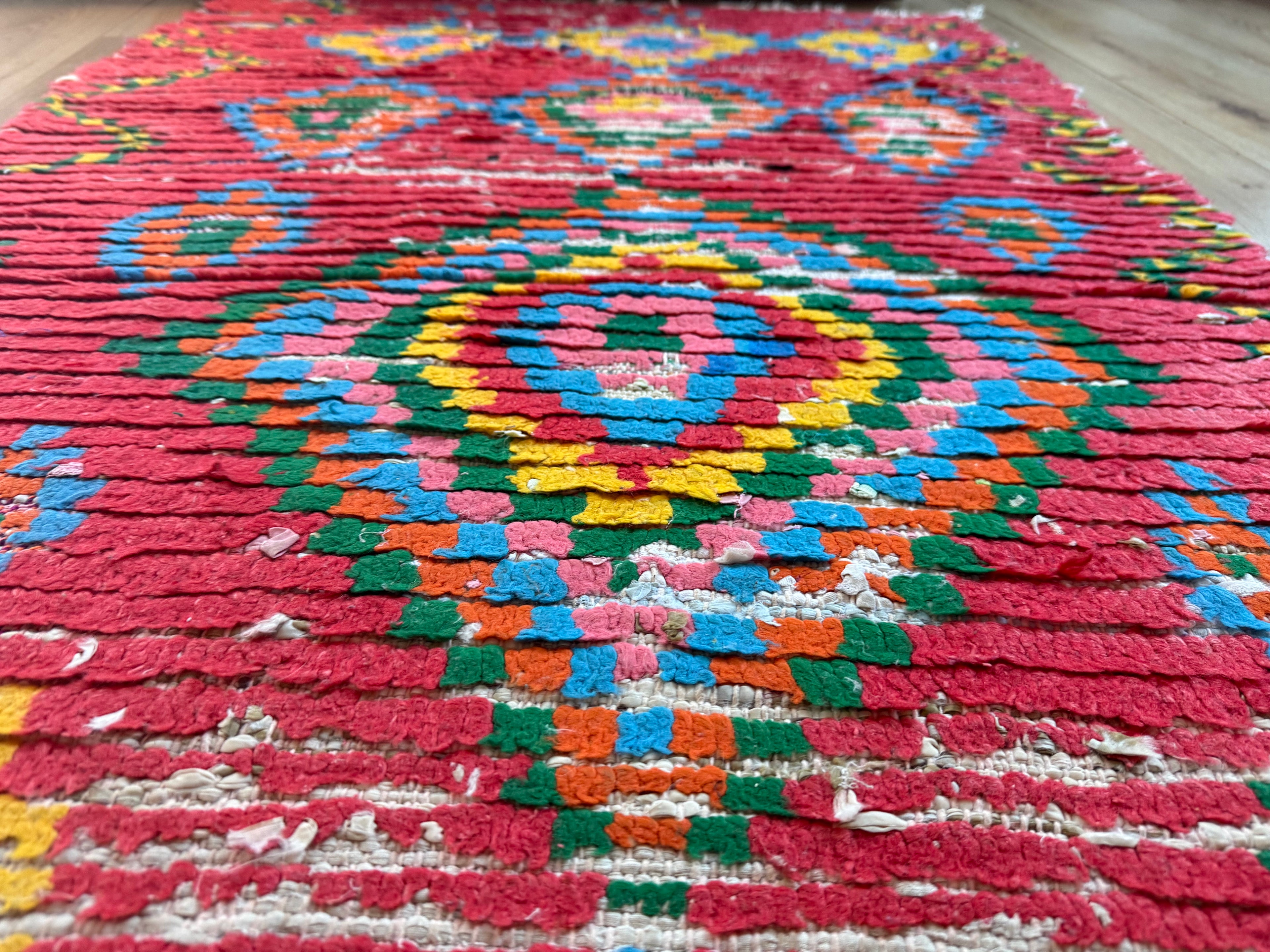 Handgeweven vintage loper met levend ritme 334 × ca. 92 cm (organisch variërend)