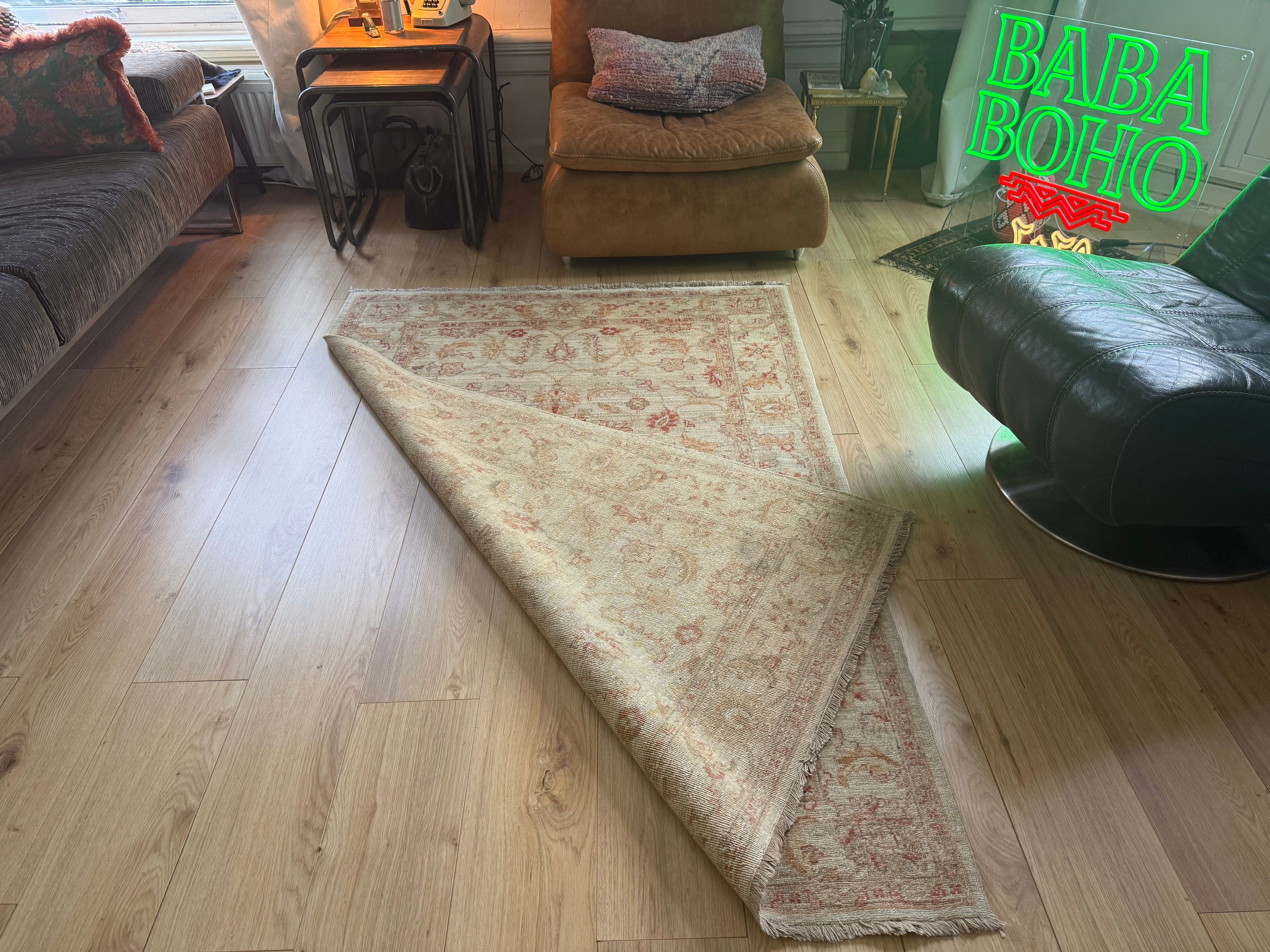 Handgeknoopt vintage tapijt – zand & oudroze | Ziegler-stijl, 188 × 127 cm